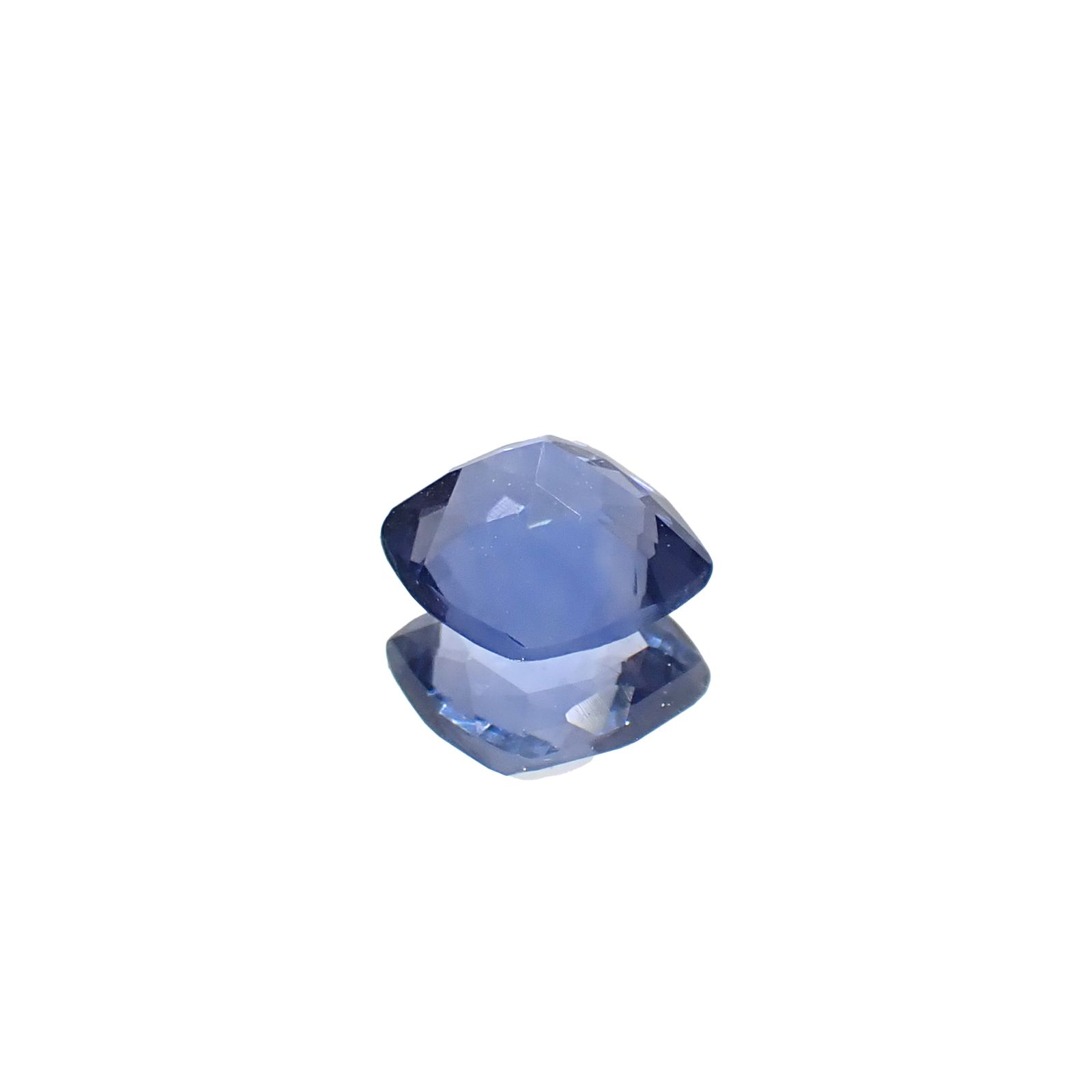 カラーチェンジフローライト ブラジル産 1.06ct[240728469]6.1x6.1mm前後