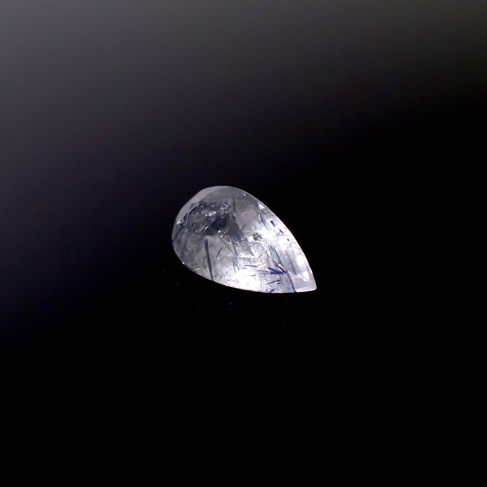 インディゴライトインクォーツ ブラジル産 2.36ct [241229603]13x6.9mm前後