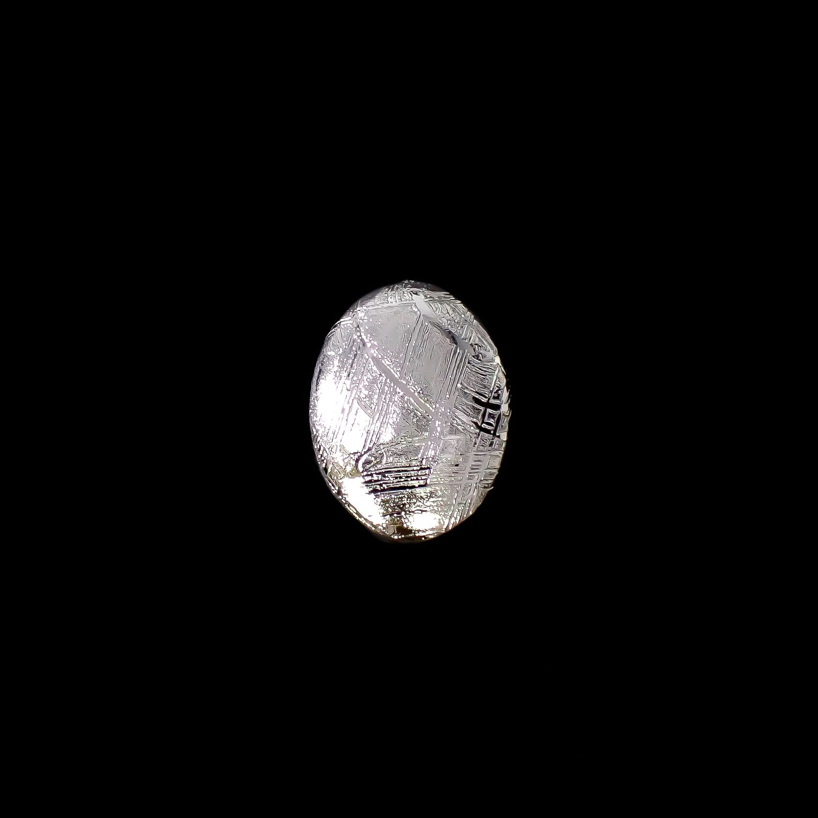 ムオニナルスタ隕石 発見地:スウェーデン 20.29ct[240125768]19.7x14.7mm前後