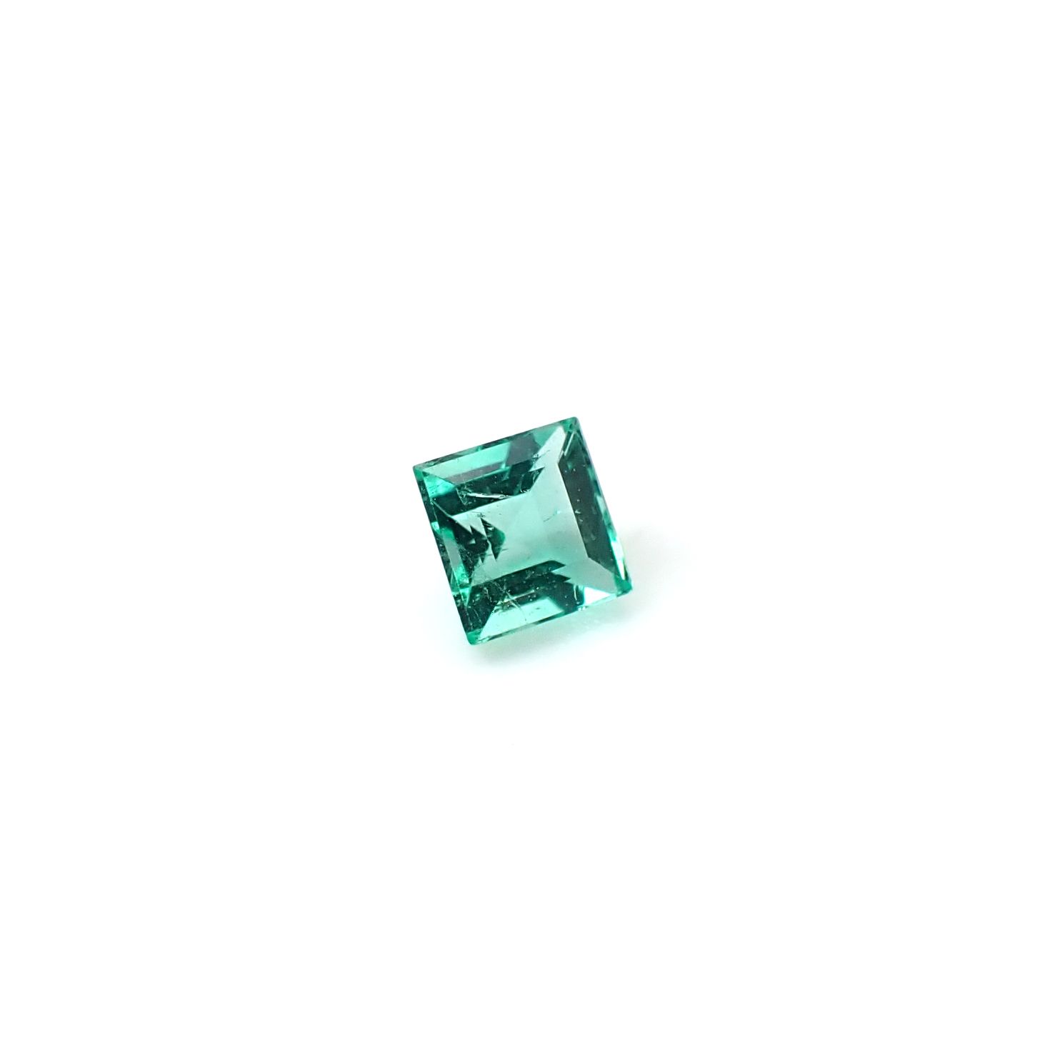 エメラルド コロンビア産 0.17ct / 3x3mm前後 [260131522]