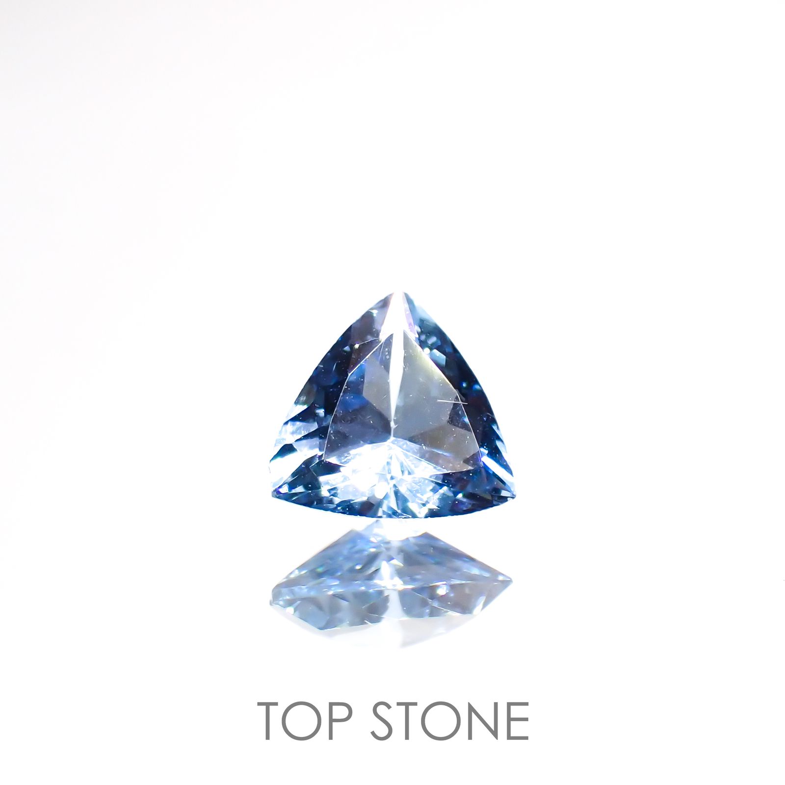 サンタマリアアクアマリン ブラジル産 0.47ct[220114044]5.6x5.7mm前後