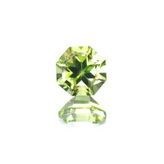 ◇オクタゴンカット◇ペリドット(宝石名ペリドット) パキスタン産 0.70ct 識別済[251013113]5.1×5.1mm前後