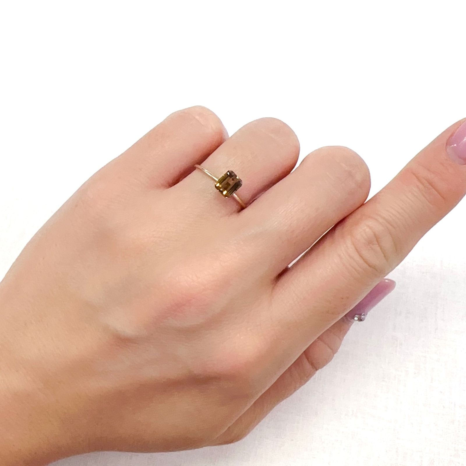 エンスタタイト(宝石名エンスタタイト)タンザニア産 0.89ct 識別済[231124323]5.7x4.9mm前後