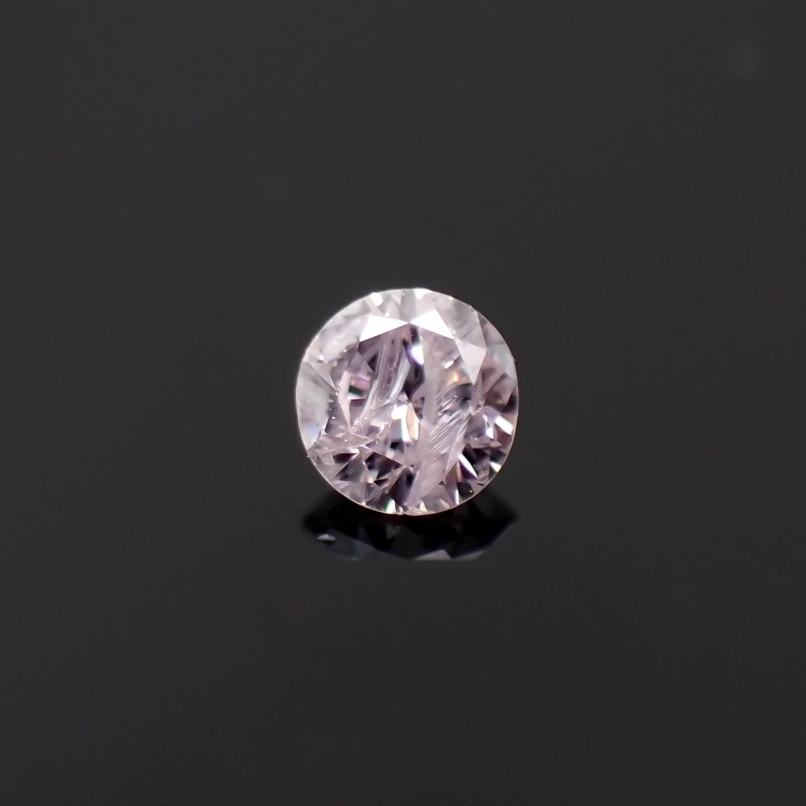 ピンクダイヤモンド(宝石名ダイアモンド I-2/LIGHT PURPLE PINK) 0.043ct ソ付(CGL)[230120140]2.17x2.25mm前後