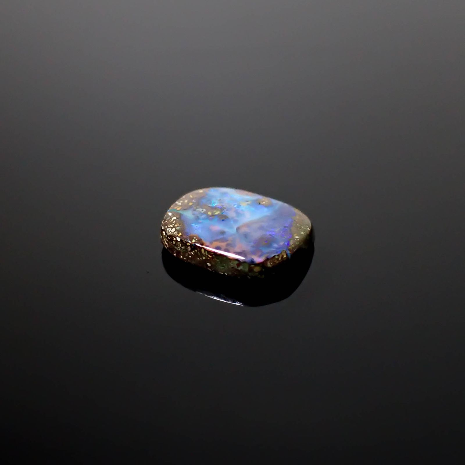ボルダーオパール オーストラリア産 1.49ct [250330124]9.5x7.9mm前後