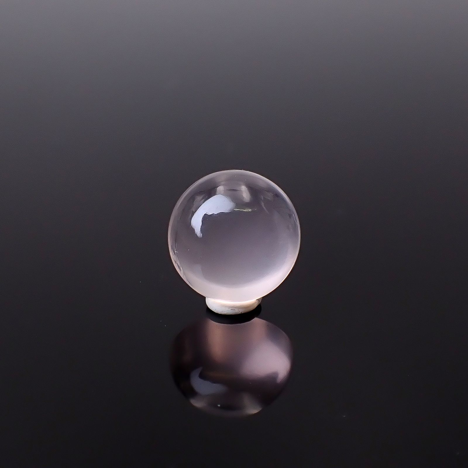 スターローズクォーツ マダガスカル産 3.96ct / 10.2x10.2mm前後 [250730822]