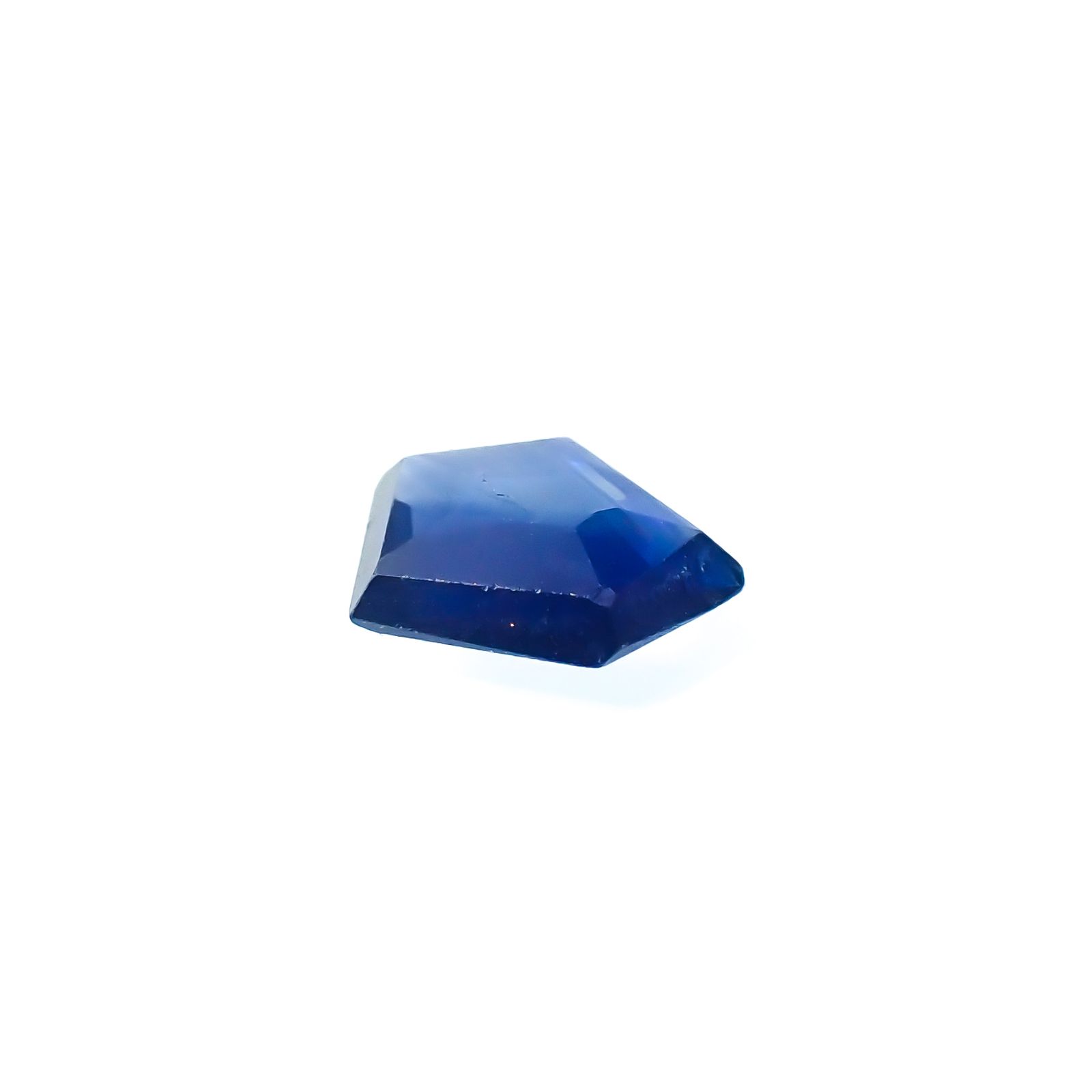 ◇カスタムカット◇サファイア(宝石名サファイア)マダガスカル産 0.55ct 識別済[231225185]5.7x5.9mm前後