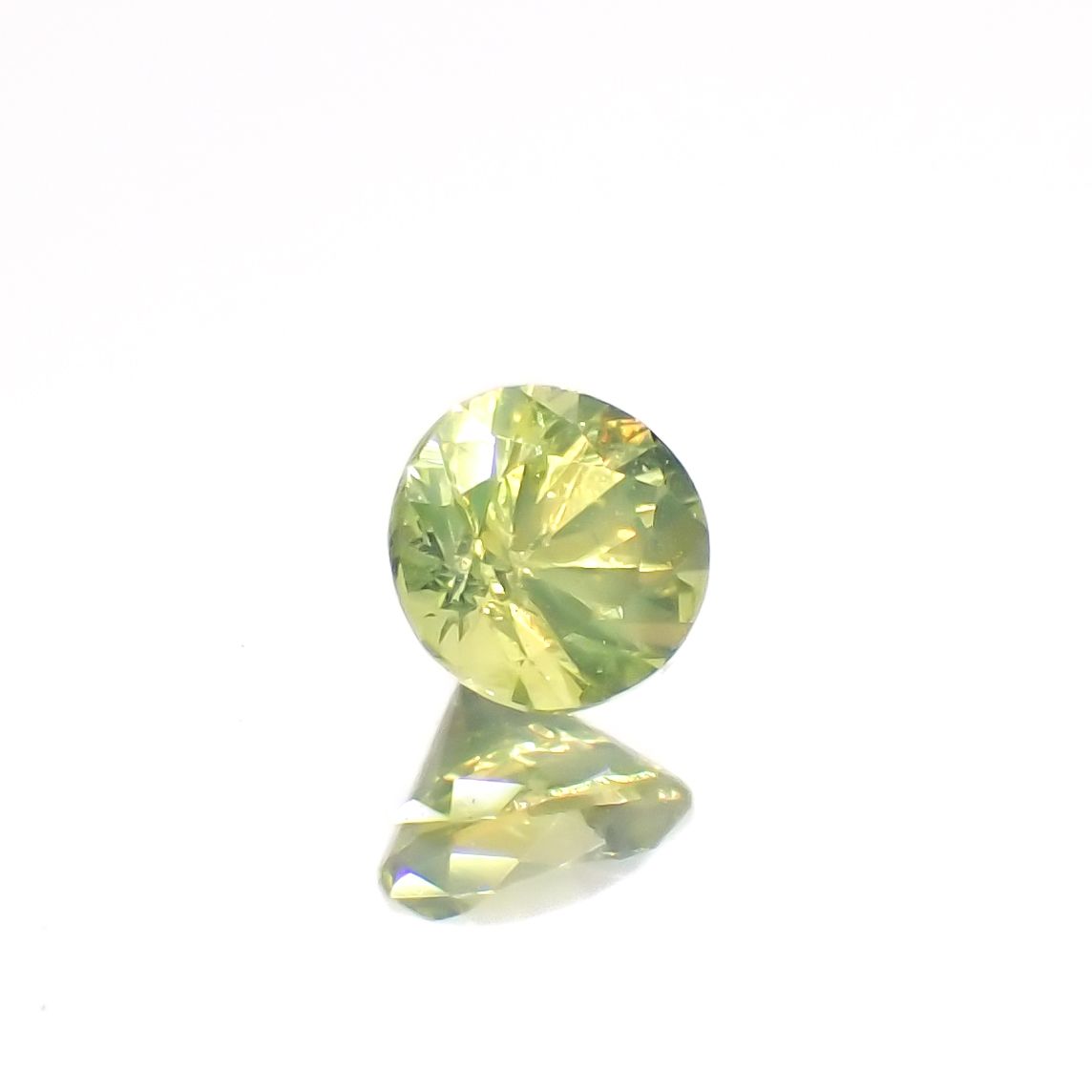クリソベリル(宝石名クリソベリル)スリランカ産 0.22ct 識別済[230622490]3.5x3.4mm前後