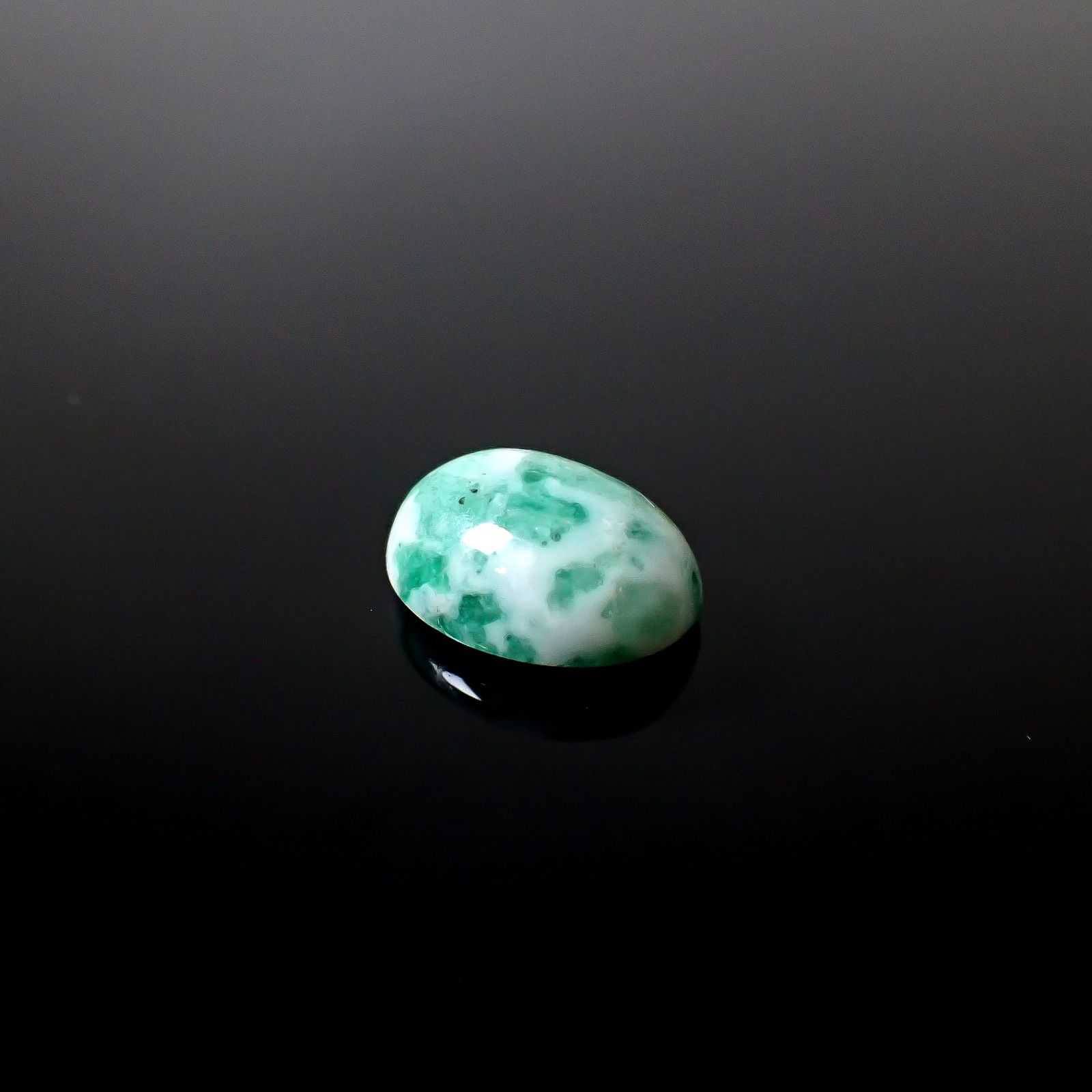 マトリックスエメラルド(エメラルドインクォーツ/フェルドスパー) ブラジル産 5.28ct [250430168]13x10mm前後