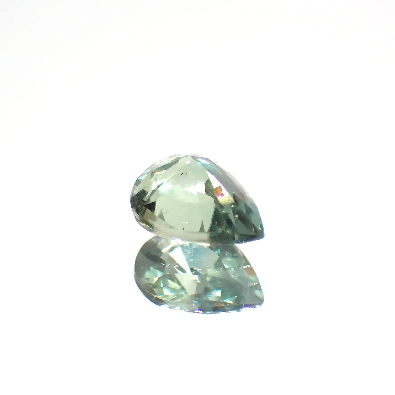 グリーンクリソベリル(宝石名クリソベリル)スリランカ/マダガスカル産 0.24ct 識別済[220114479]4.5x3.4mm前後