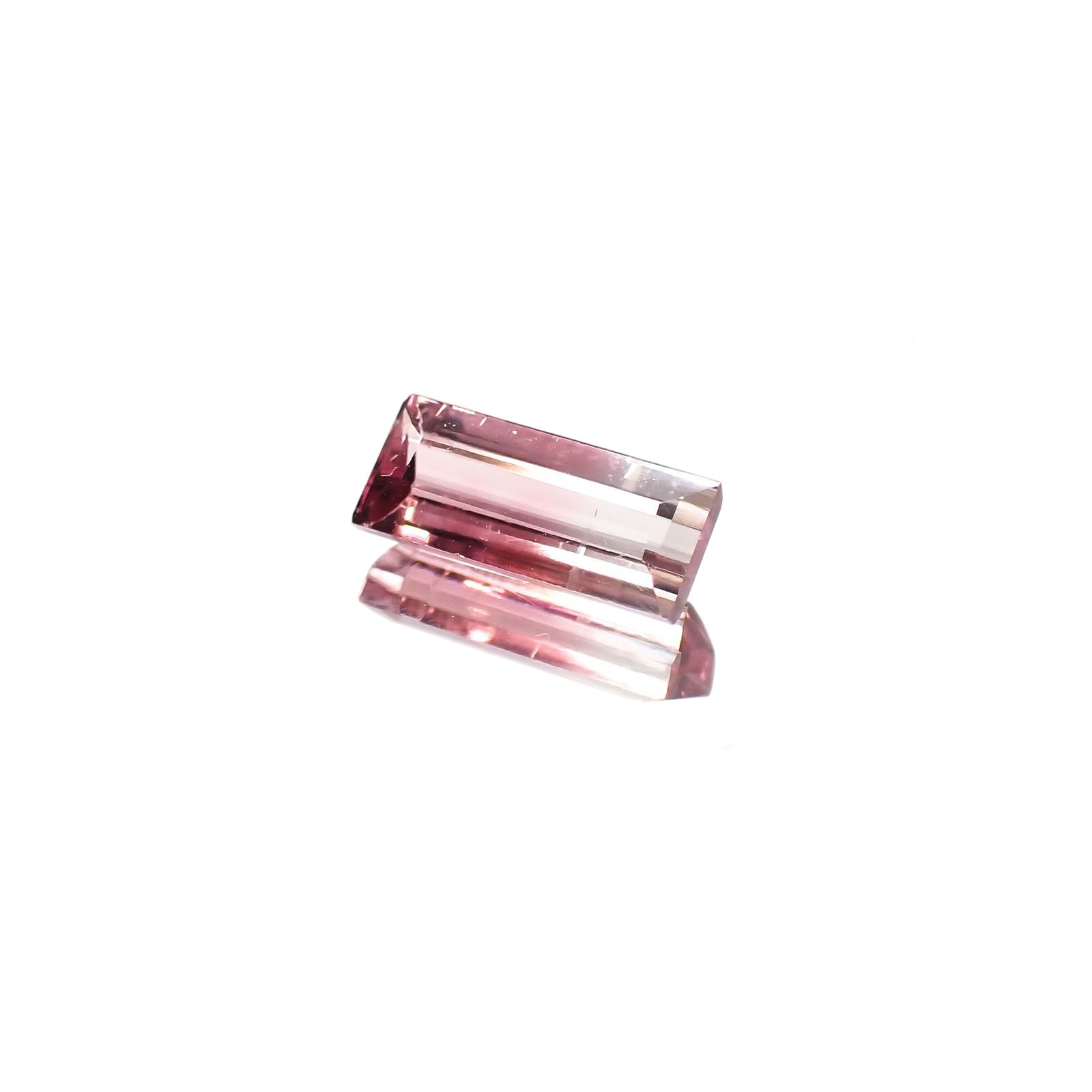 バイカラートルマリン(宝石名バイカラー・トルマリン) ブラジル産 0.95ct 識別済[210711602]8.8×3.6mm前後