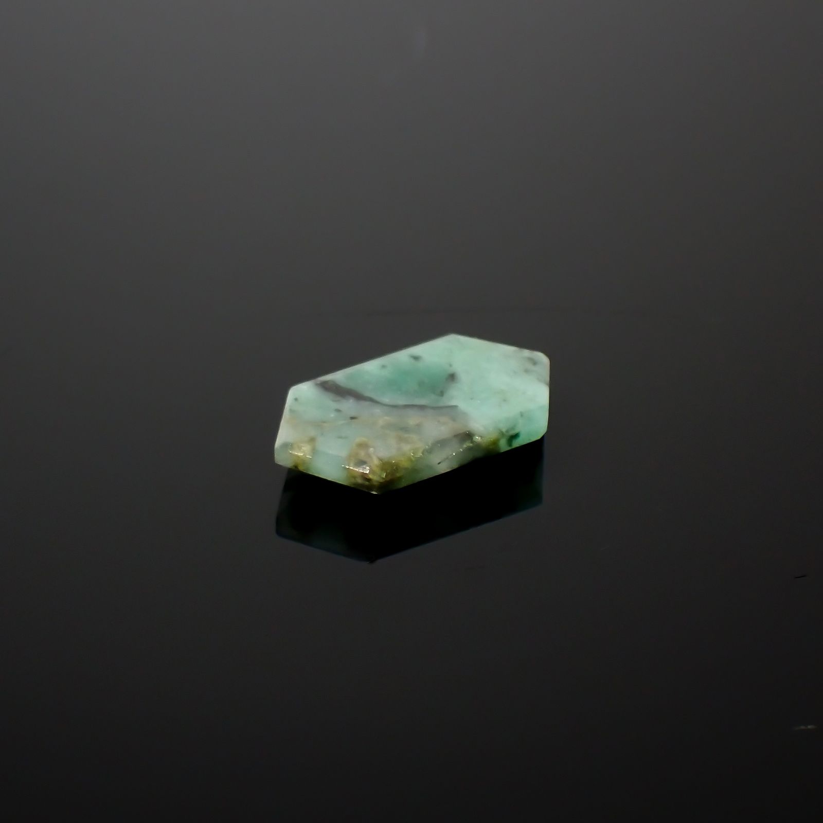 ◇カスタムカット◇エメラルド ブラジル産 3.80ct[240326489]16x8.8mm前後