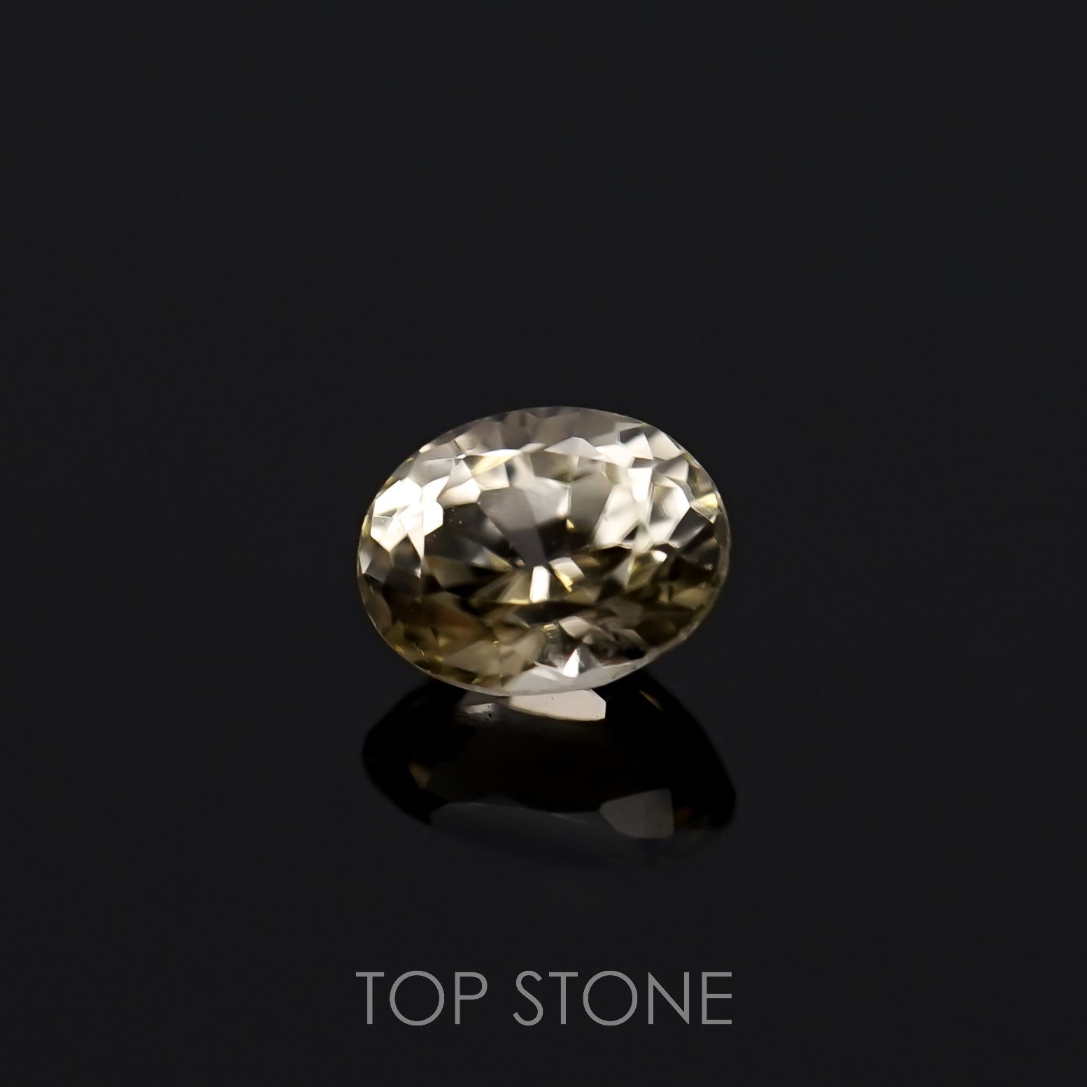 シンハライト スリランカ産 0.41ct[230119781]4.8x3.7mm前後
