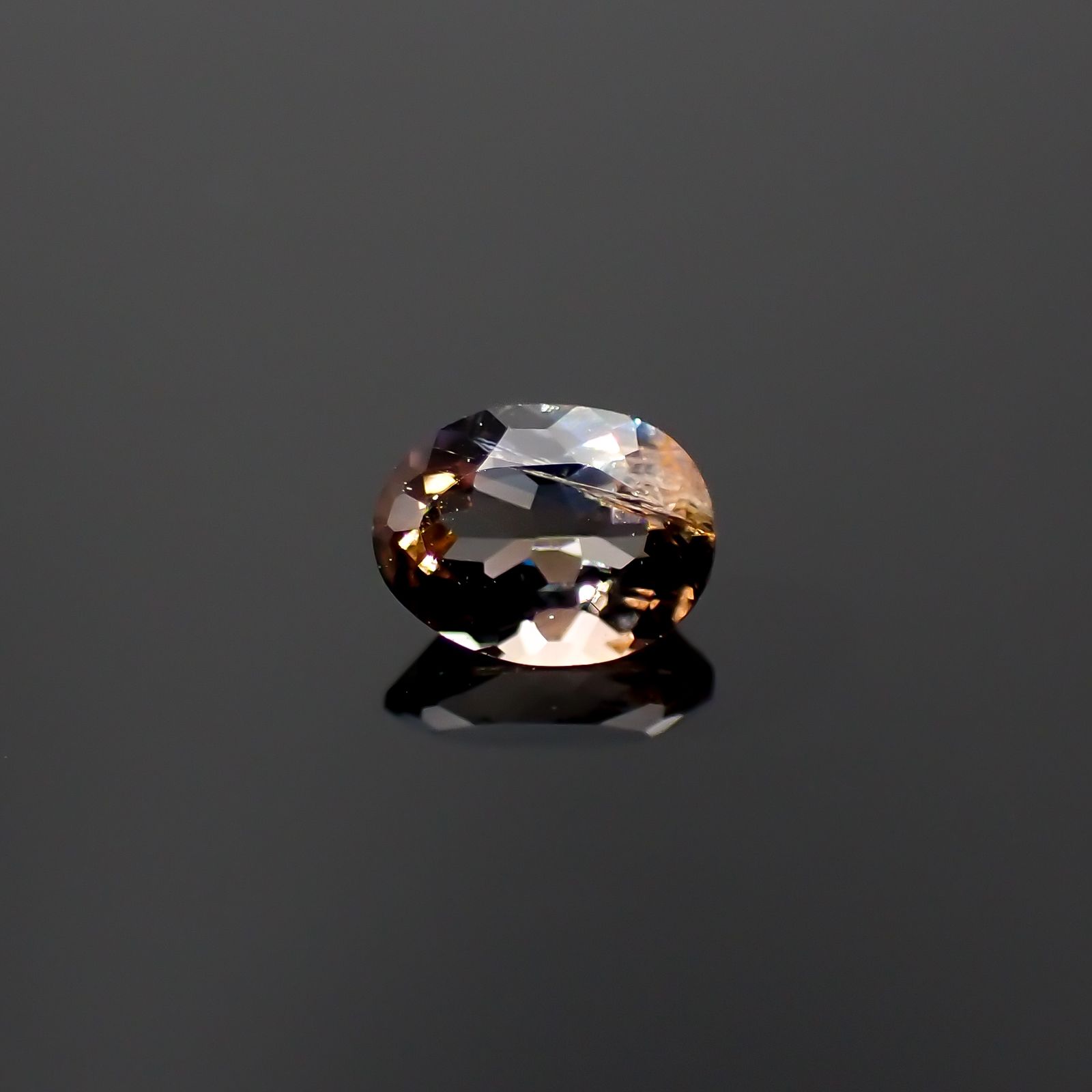 ブルーティント アキシナイト パキスタン産 0.23ct[230321057]4.4x3.4mm前後