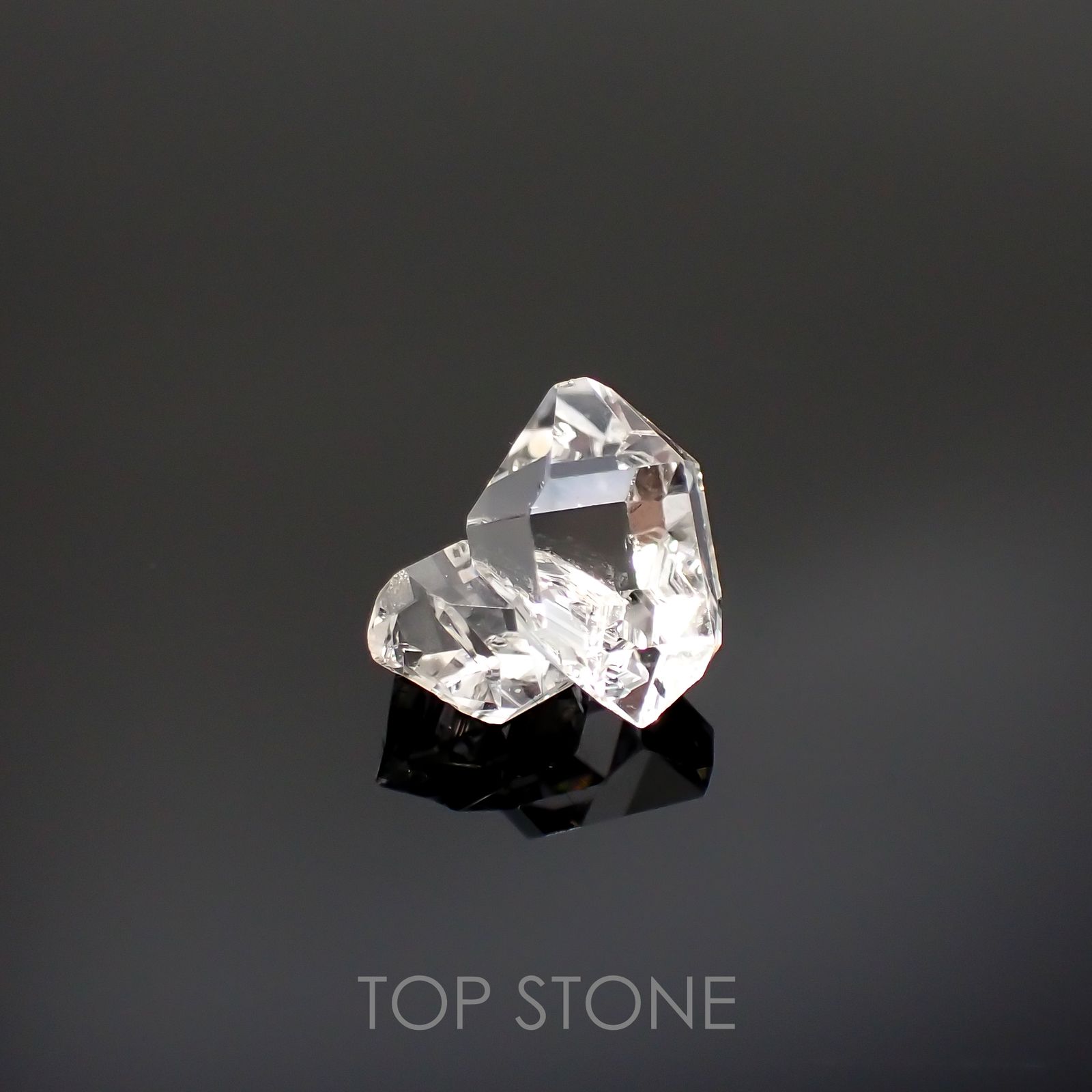 ハーキマーダイヤモンド 原石 アメリカ・ニューヨーク州産 2.94ct[220115429]10.1x10mm前後