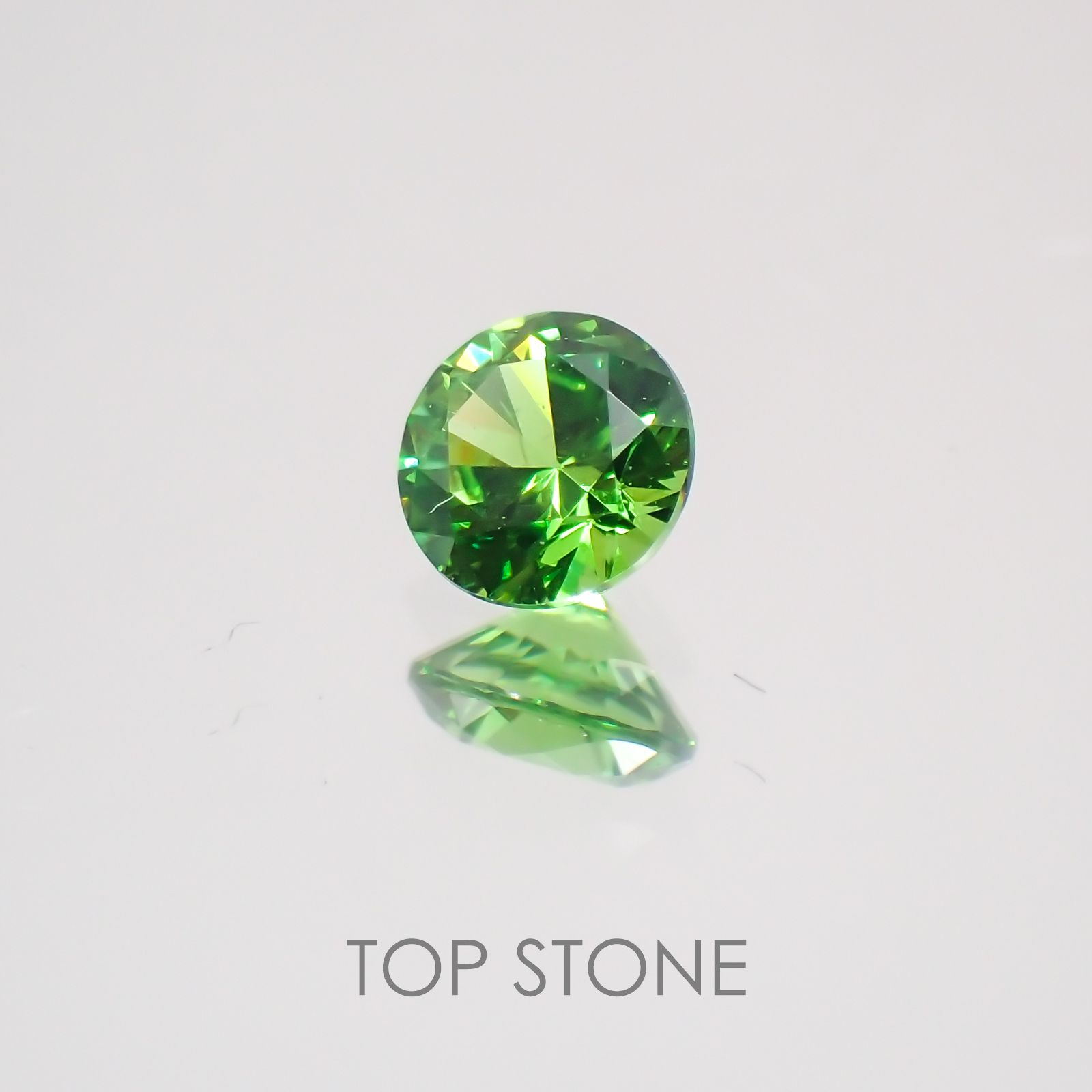 デマントイドガーネット(宝石名デマントイド・ガーネット)ロシア産 0.13ct 識別済[220717102]3.1x3.1mm前後