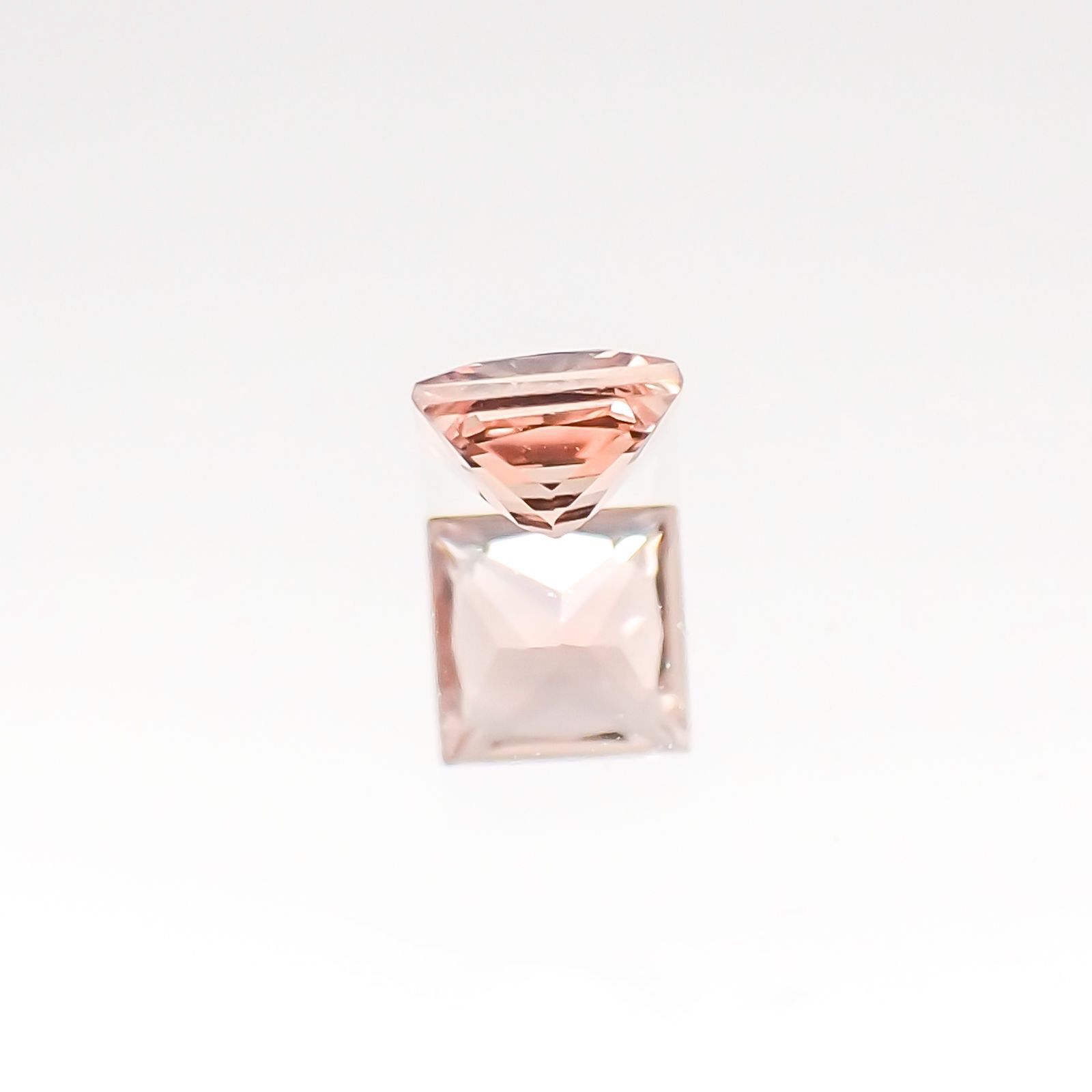 ◇プリンセスカット◇パパラチャサファイア ソーティング付き スリランカ産 ルース 0.13ct[20116958]2.73×2.67mm前後