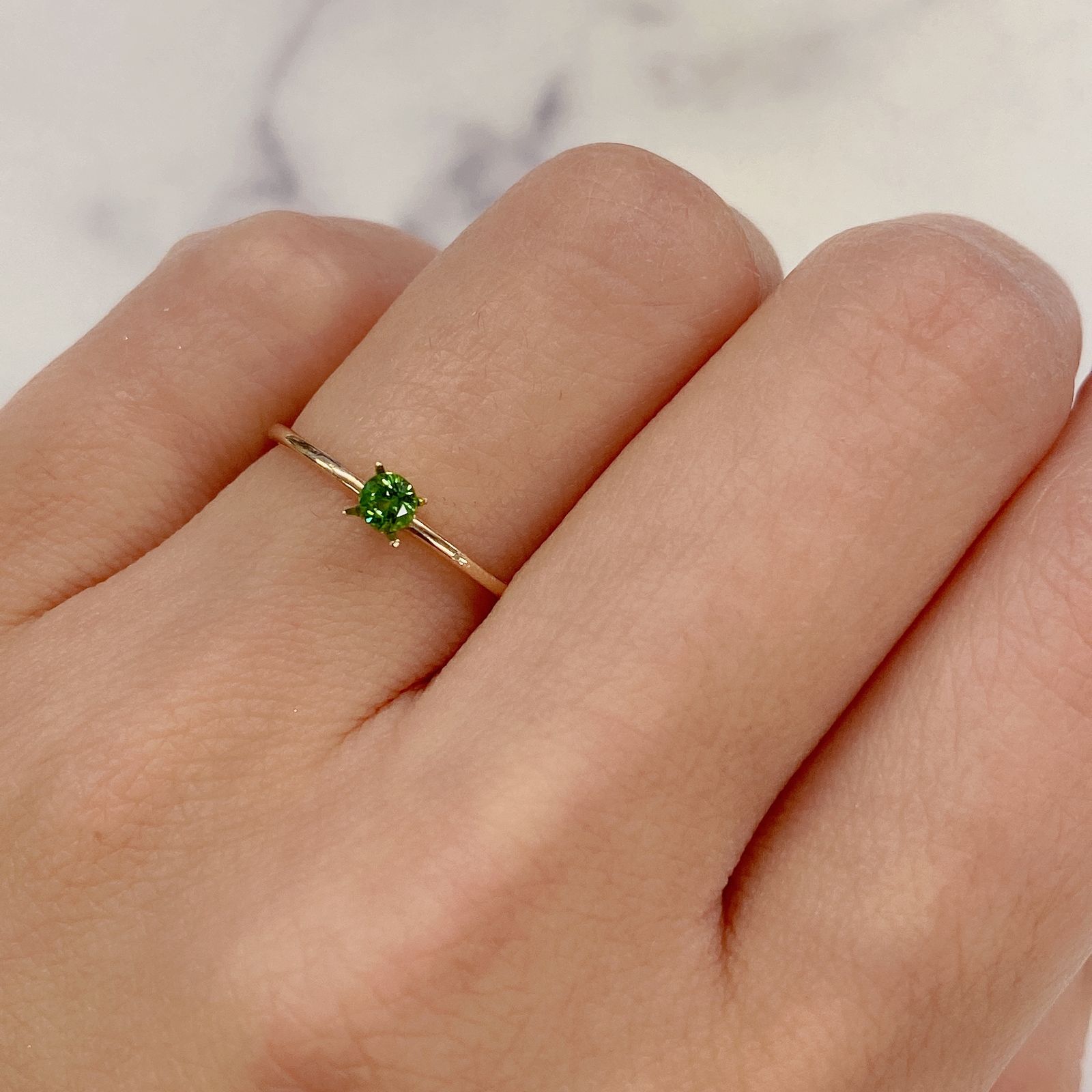デマントイドガーネット(宝石名デマントイド・ガーネット) ロシア産 0.13ct 識別済[20063129]3×3mm前後