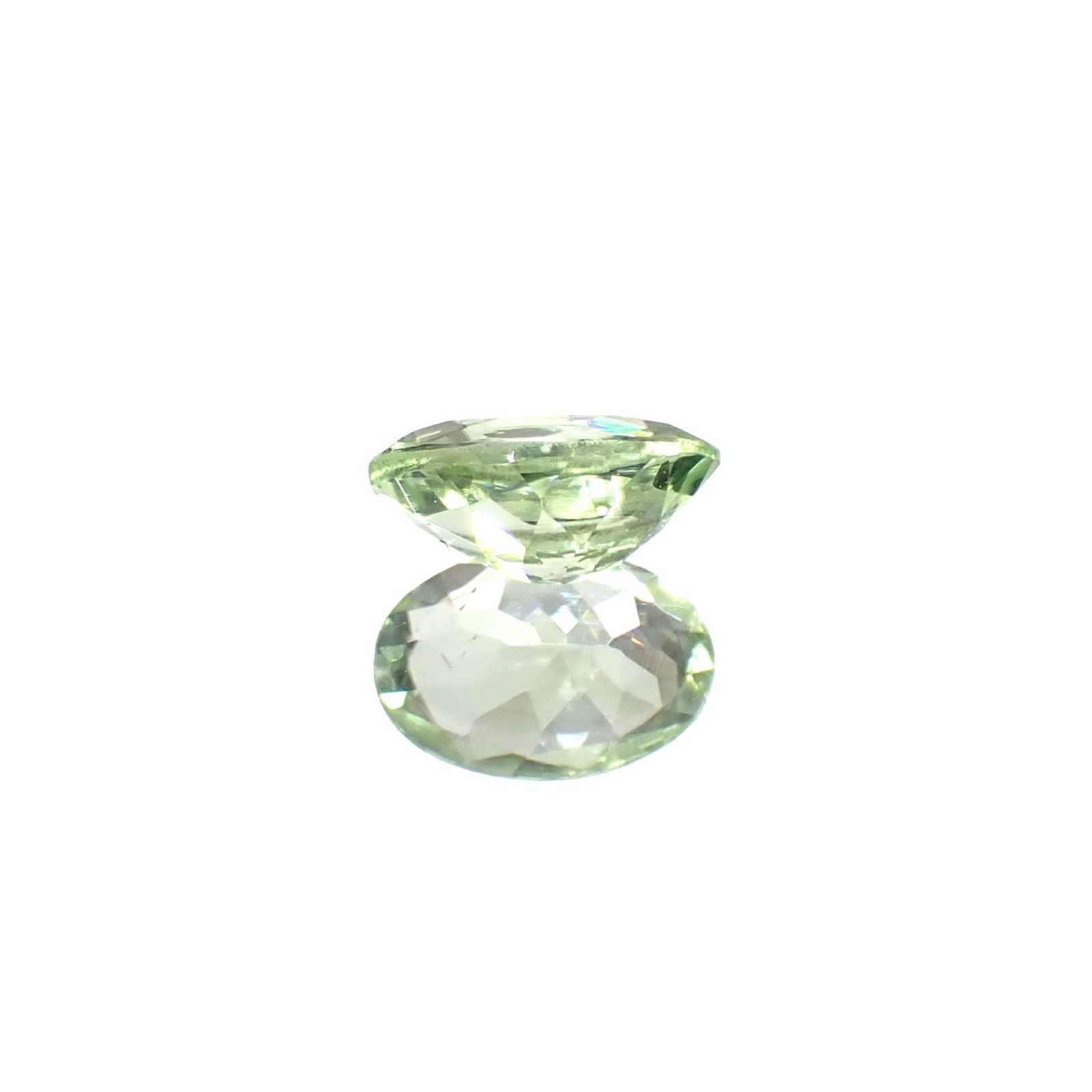 ミントペリドット パキスタン/ノルウェー産 0.48ct / 6.1x4.1mm前後 [250730636]