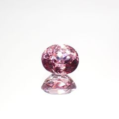 カラーシフトマラヤガーネット(宝石名ガーネット)タンザニア産 1.27ct 識別済[220115015]6.6x5.5mm前後