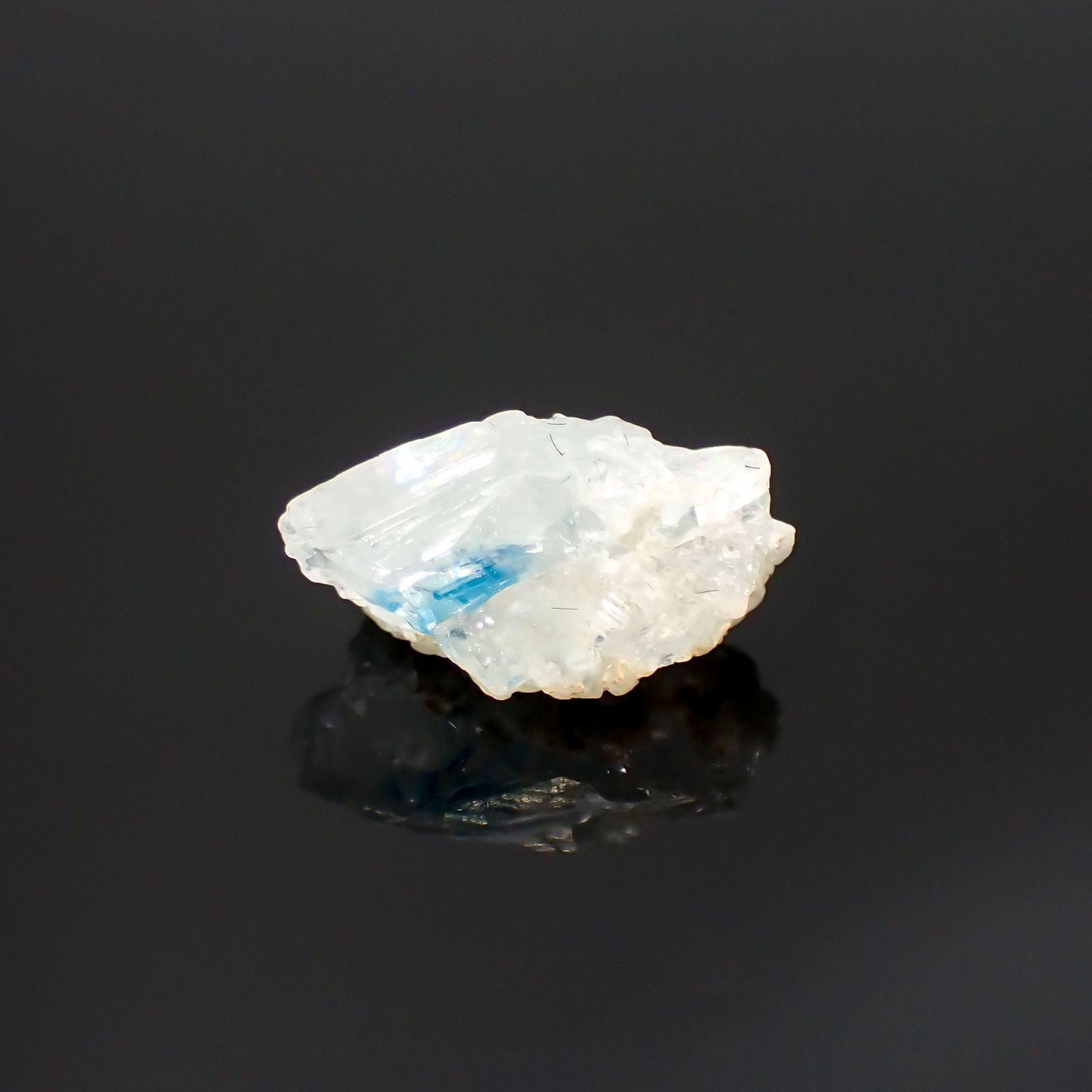 ユークレース 原石 ブラジル産 3.07ct[220515761]12.1x6.1mm前後