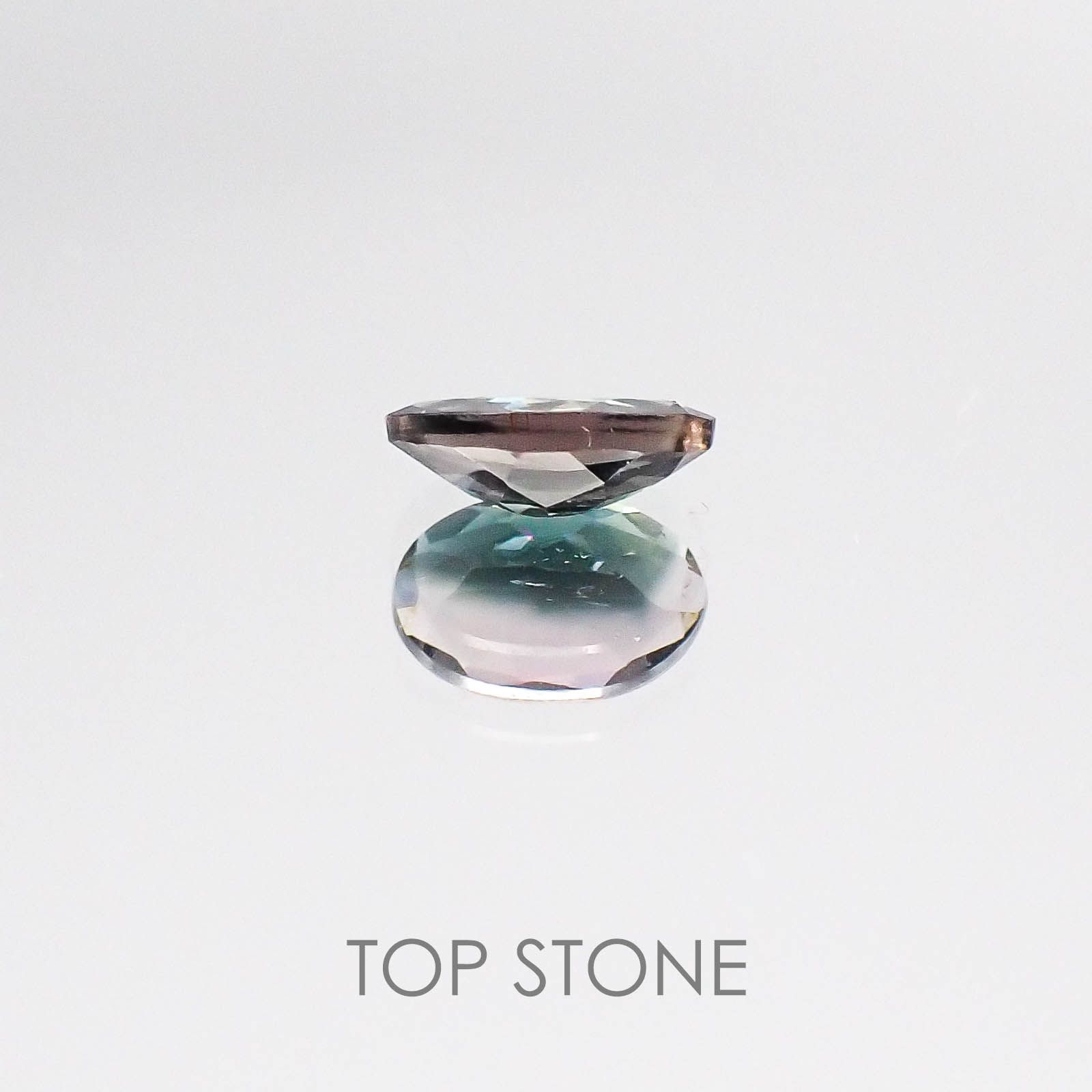 バイカラートルマリン(宝石名バイカラー・トルマリン) ブラジル産 0.38ct 識別済[20073784]6.2×4.1mm前後
