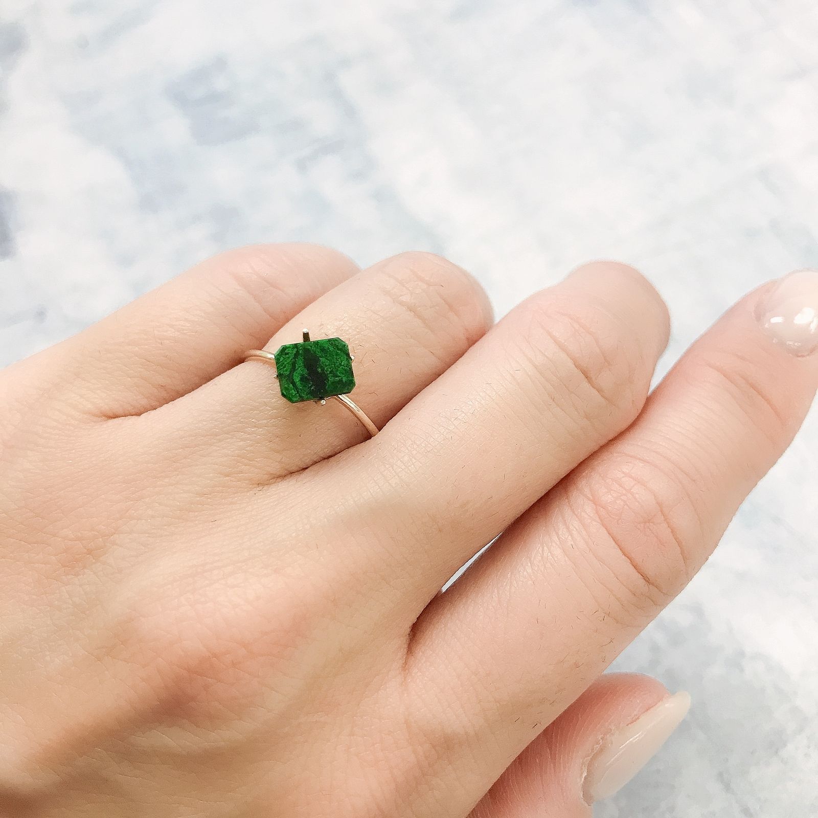 モーシッシ ビルマ産 1.21ct[220515725]7.3x5.7mm前後