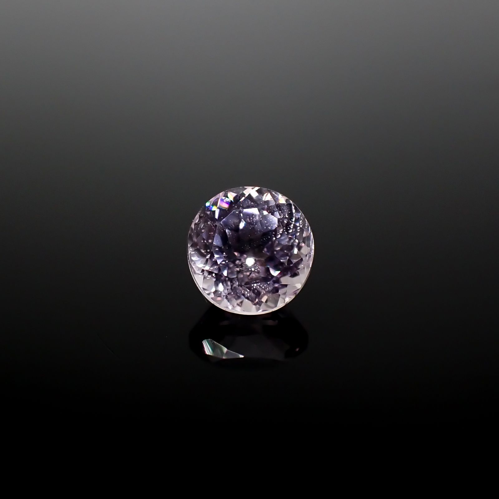 クンツァイト アフガニスタン産 1.20ct[240125354]6.3x6.3mm前後
