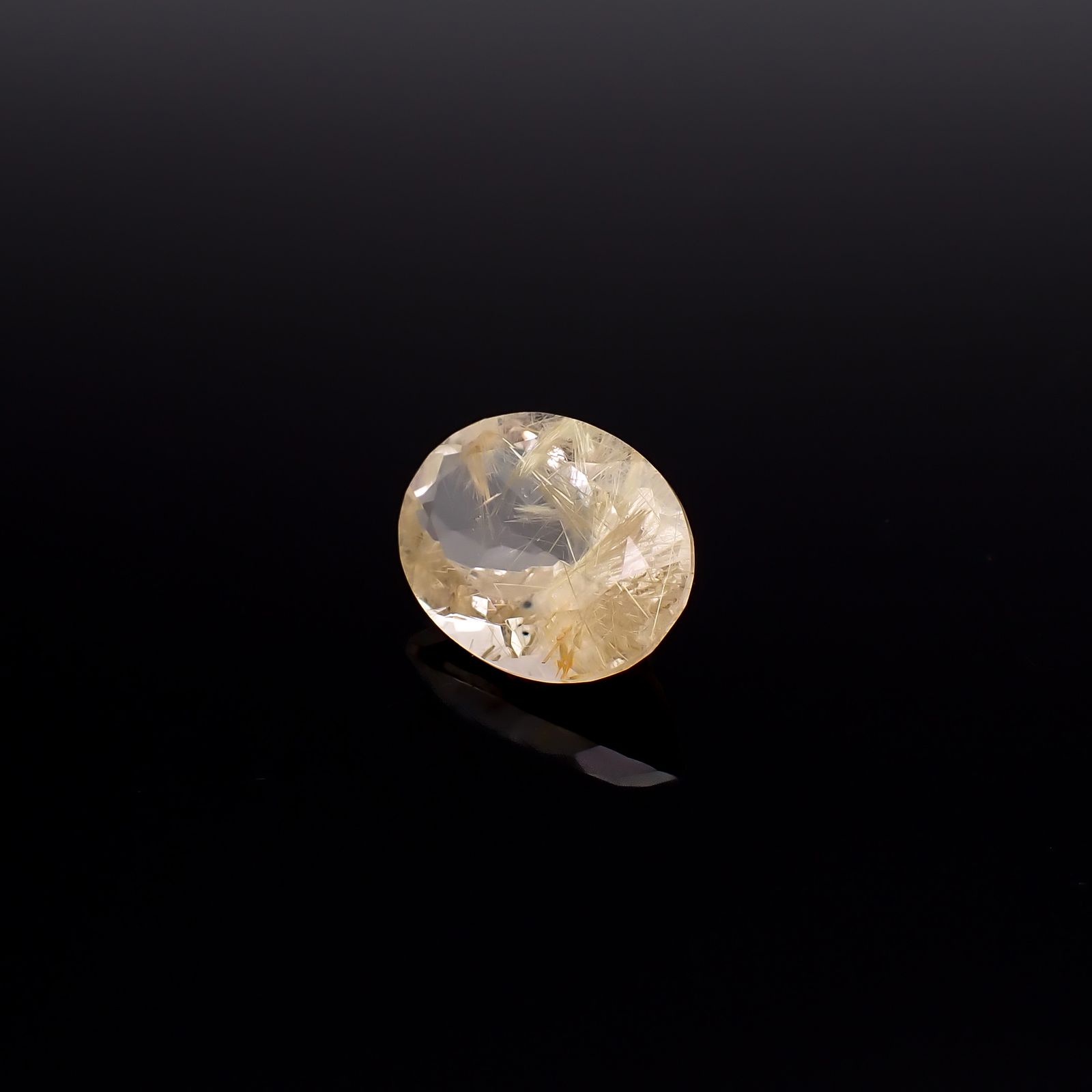 ルチルクォーツ ブラジル産 11.49ct / 17.9x13.3mm前後 [260732403]