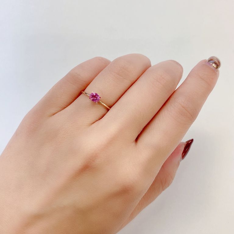 パパラチャサファイア(宝石名サファイア/別名パパラチャ・サファイア)スリランカ産 0.404ct ソ付[230421633]4.86x3.94mm前後