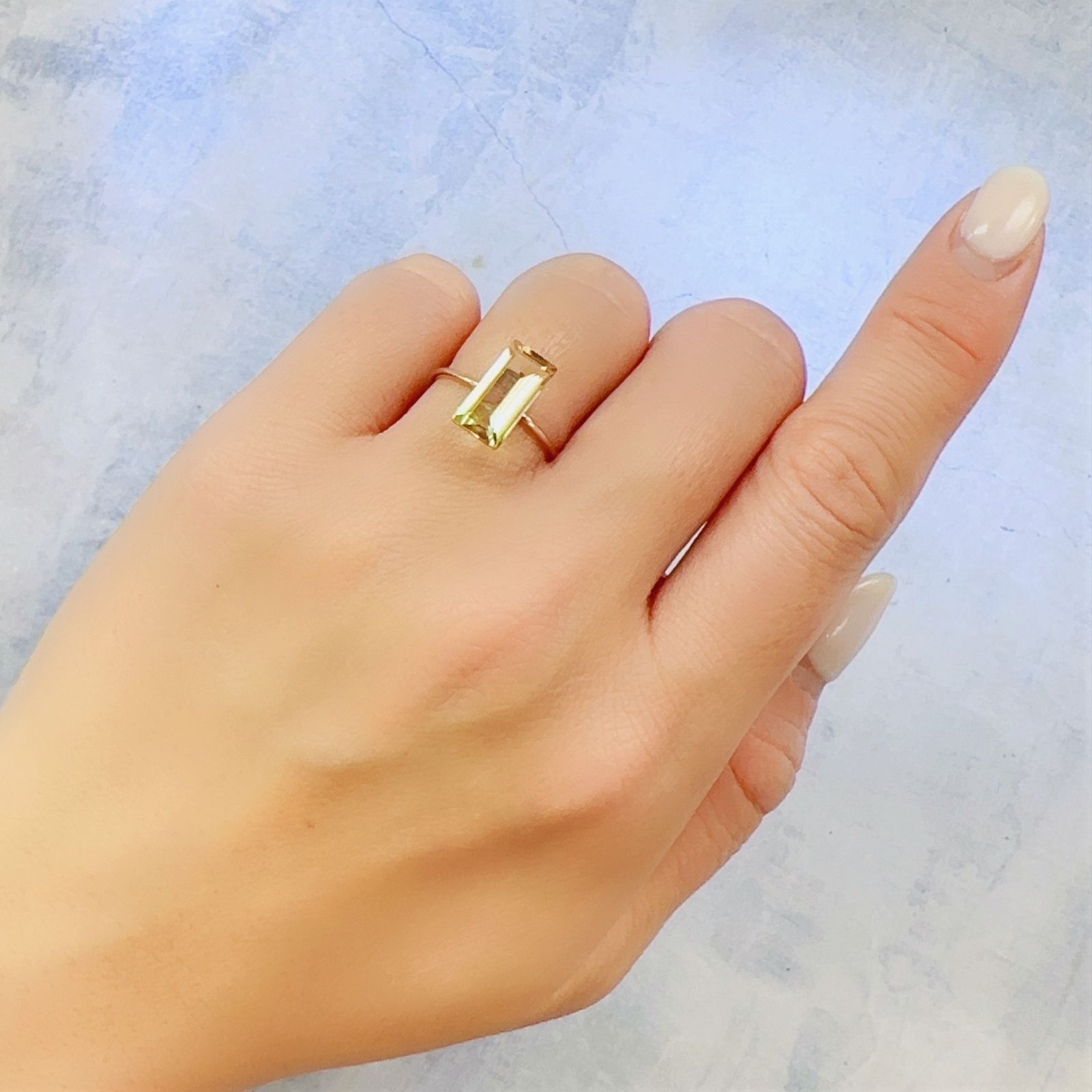 バイカラートルマリン コンゴ民主共和国産 2.59ct[230220537]11.8x5.9mm前後