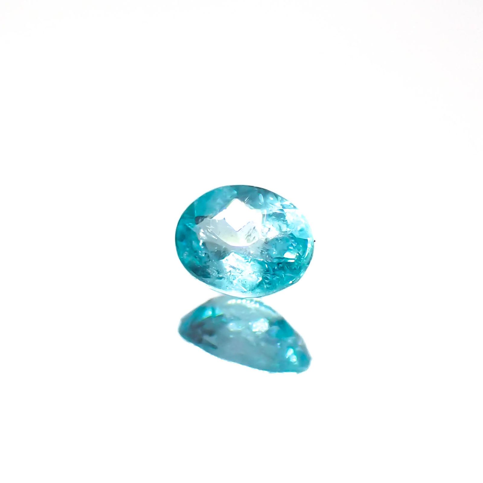 パライバトルマリン ブラジル・パライバ州バターリャ鉱山産 0.098ct[231225251]3.3x2.7mm前後