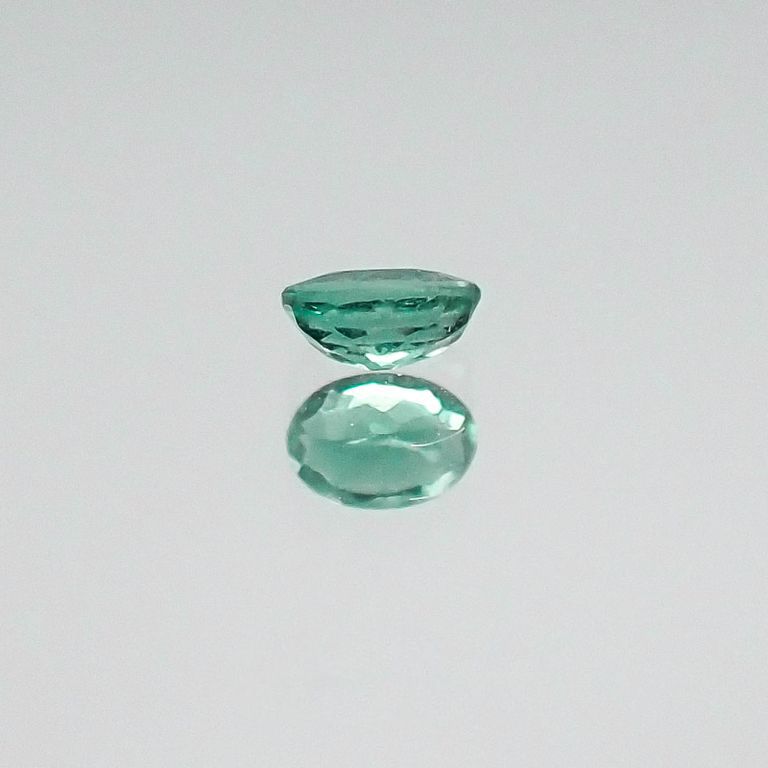 パライバトルマリン(宝石名トルマリン/別名パライバ・トルマリン) ブラジル・パライバ州バターリャ鉱山産 0.086ct 識別済[20052689]3.1×2.2mm前後