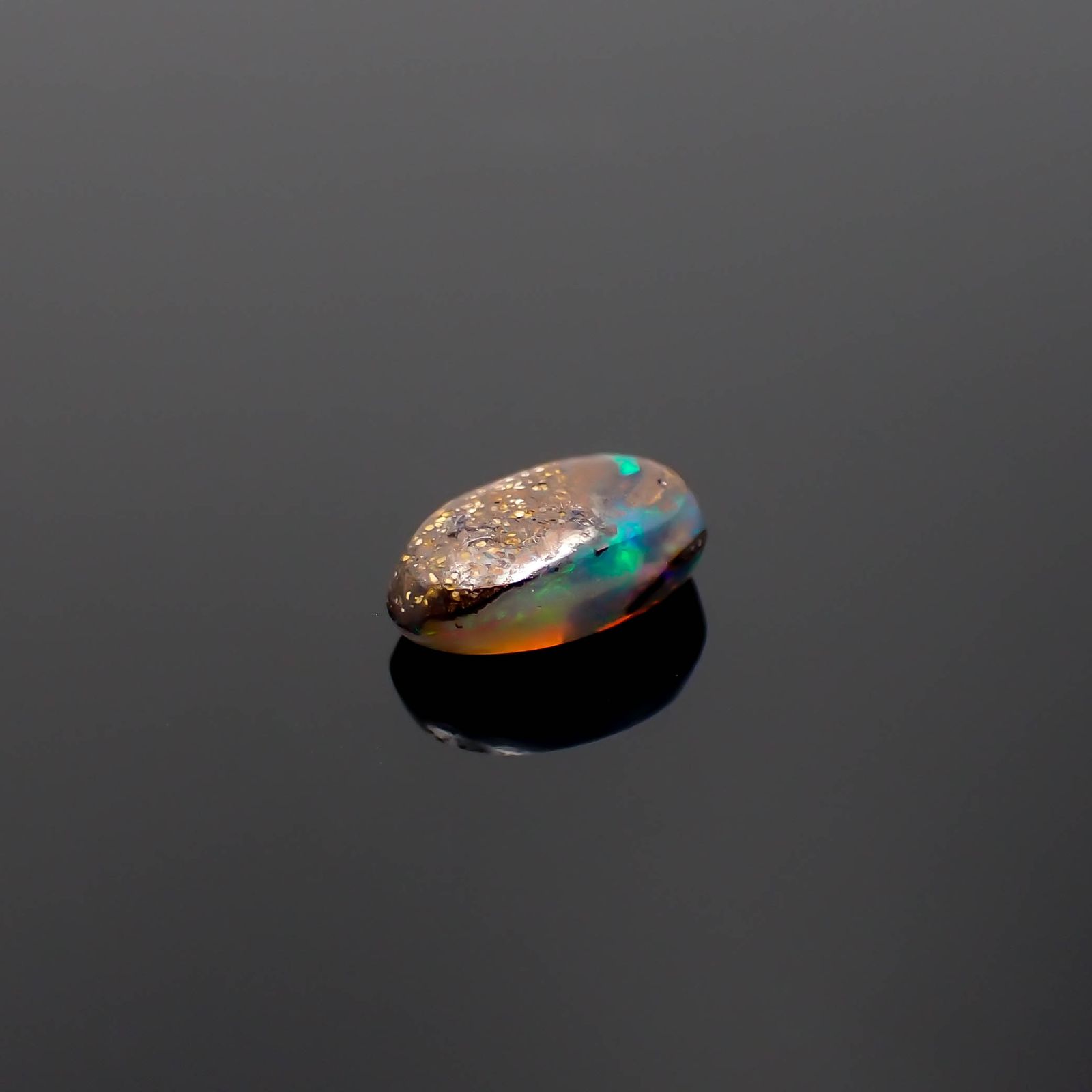 ボルダーオパール 原石磨き オーストラリア産 0.74ct[231225148]7.6x4