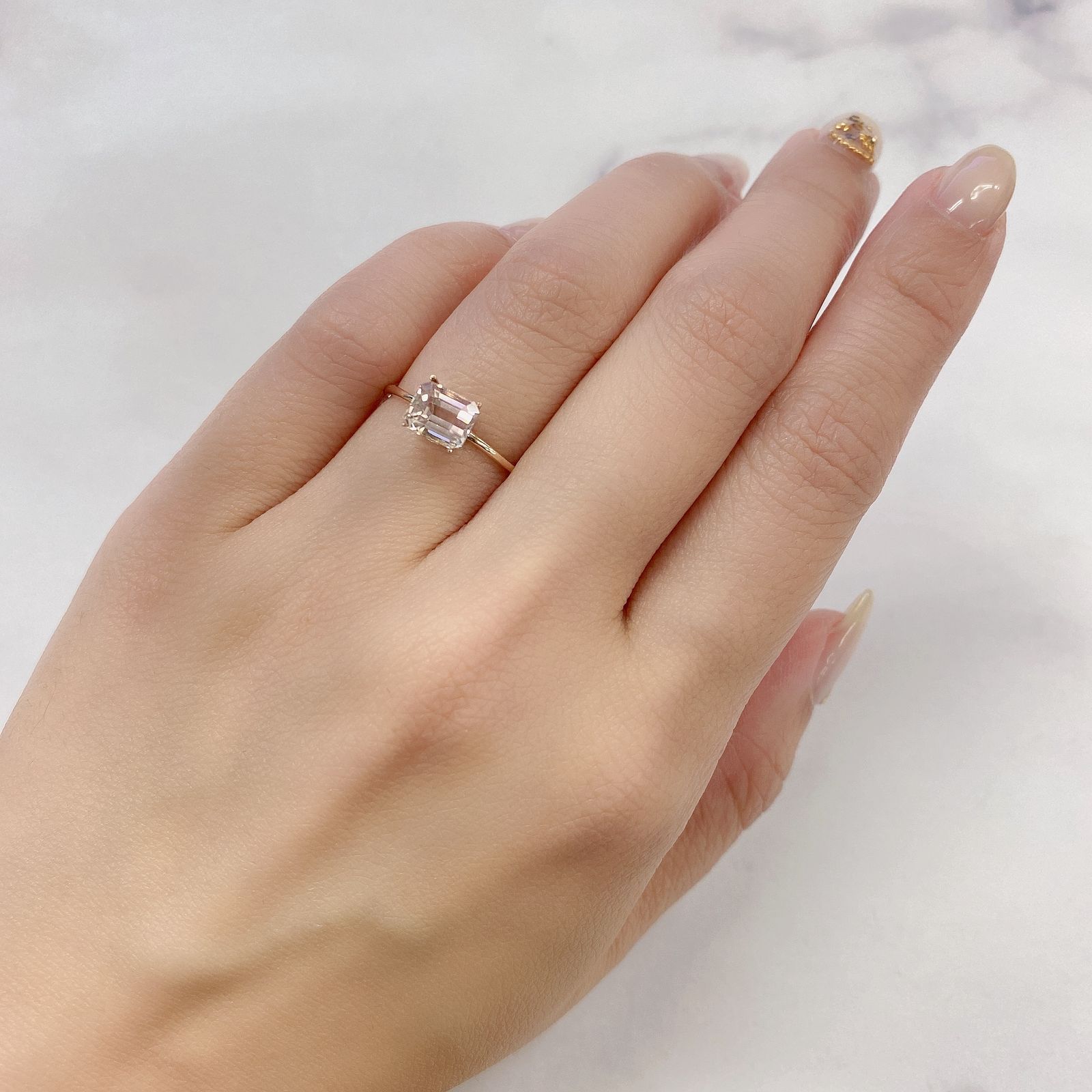 ピンクトルマリン パパラチャカラー(宝石名ピンク・トルマリン) ルワンダ産 1.170ct ソ付(彩珠)[210711592]6.6×5.3mm前後