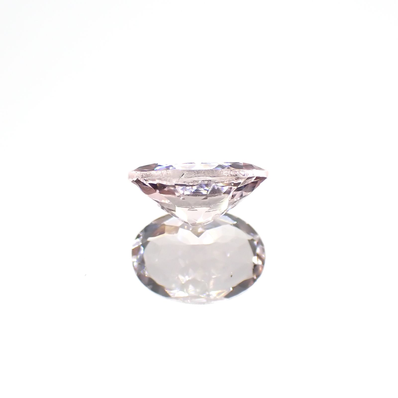 モルガナイト ブラジル産 0.64ct[230421789]7.1x5.1mm前後
