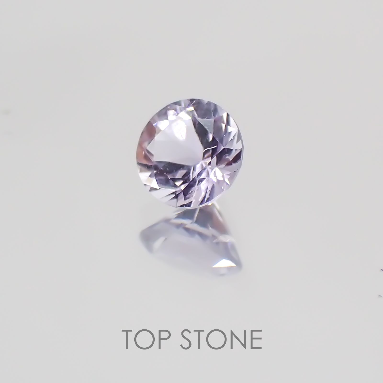 パープルスキャポライト(マリアライト) スリランカ産 ルース 0.13ct[21049566]3.7×3.7mm前後