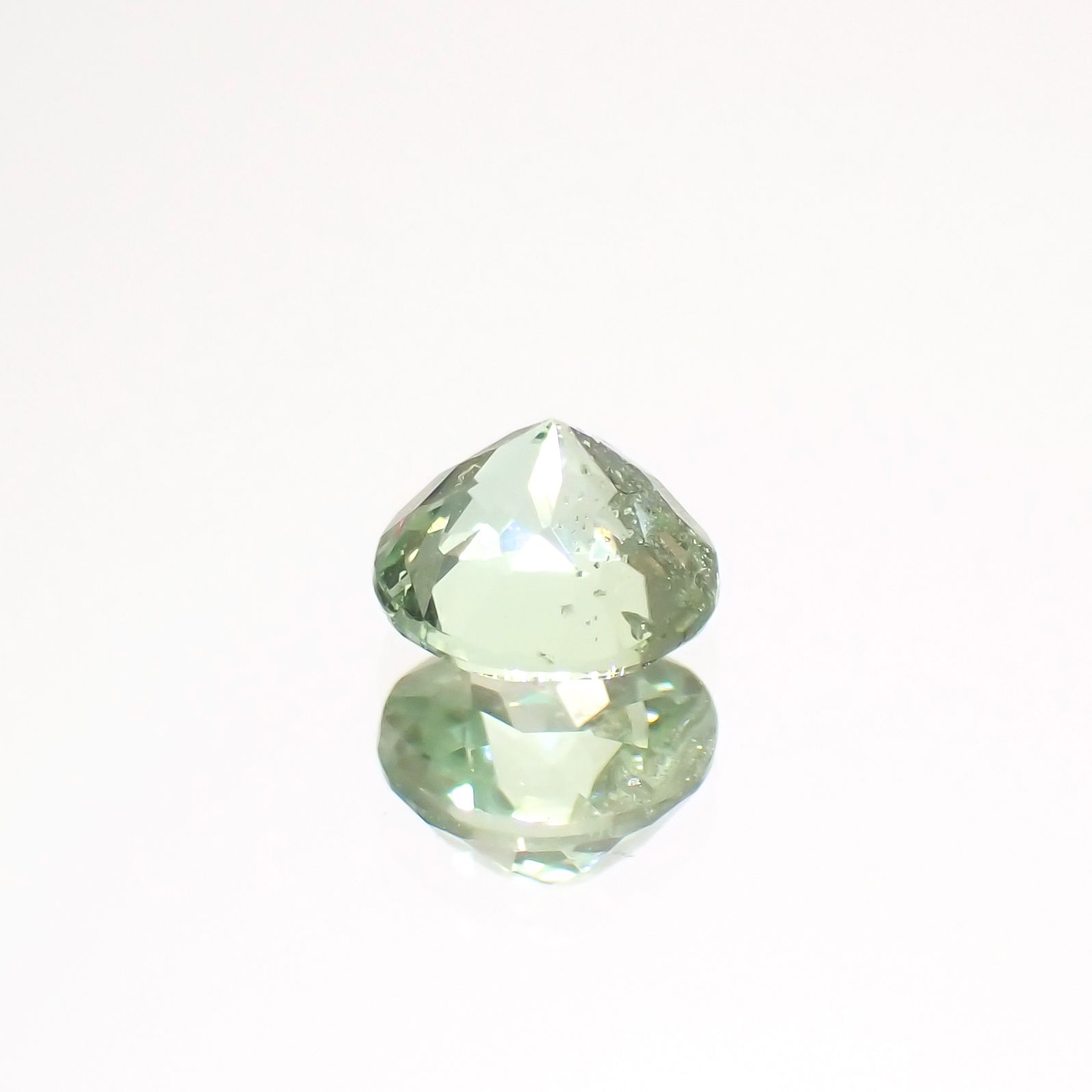 バナジウムコーネルピン(宝石名コーネルピン)タンザニア・タンガ州産 0.36ct 識別済[230521912]4.4x4.4mm前後