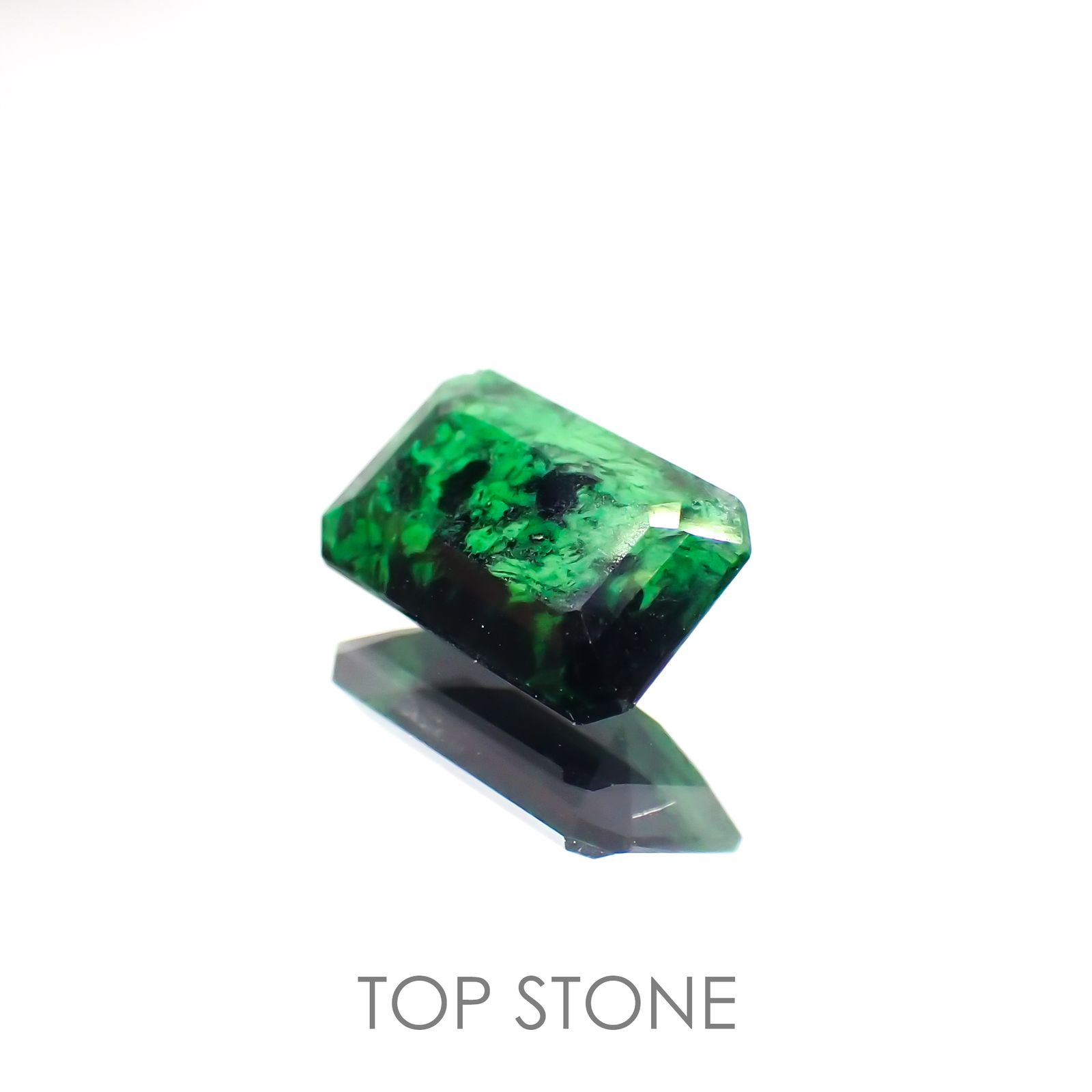 モーシッシ ビルマ産 1.21ct[220114187]8.8x5.3mm前後