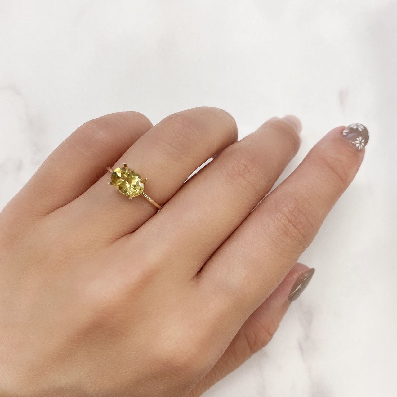 レモンイエローアパタイト(宝石名アパタイト) メキシコ産 1.26ct 識別済[210913231]8.2×6.2mm前後