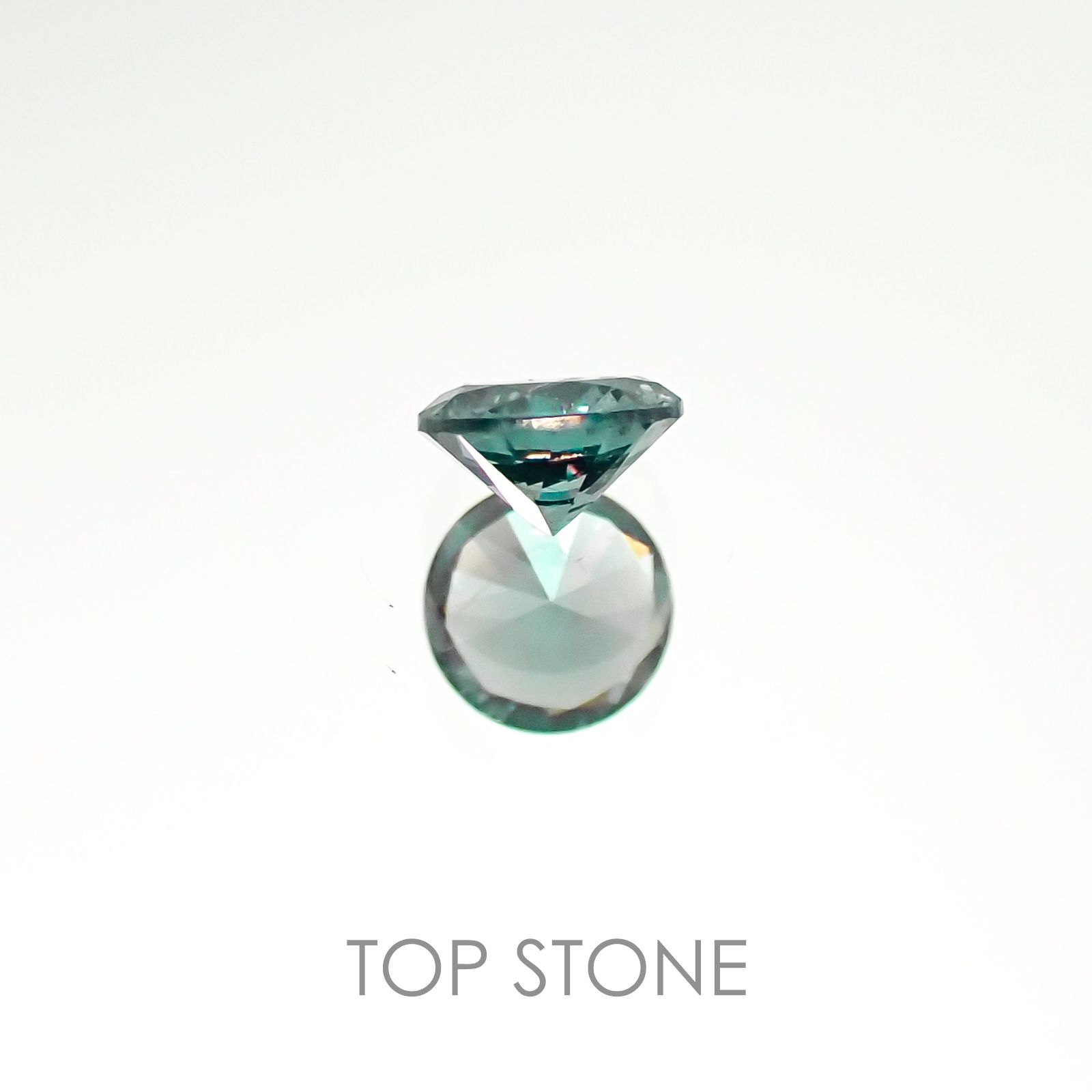 カラーチェンジガーネット(アレキタイプ) マダガスカル・ベキリー産 ルース 0.158ct[20106631]3.3×3.3mm前後