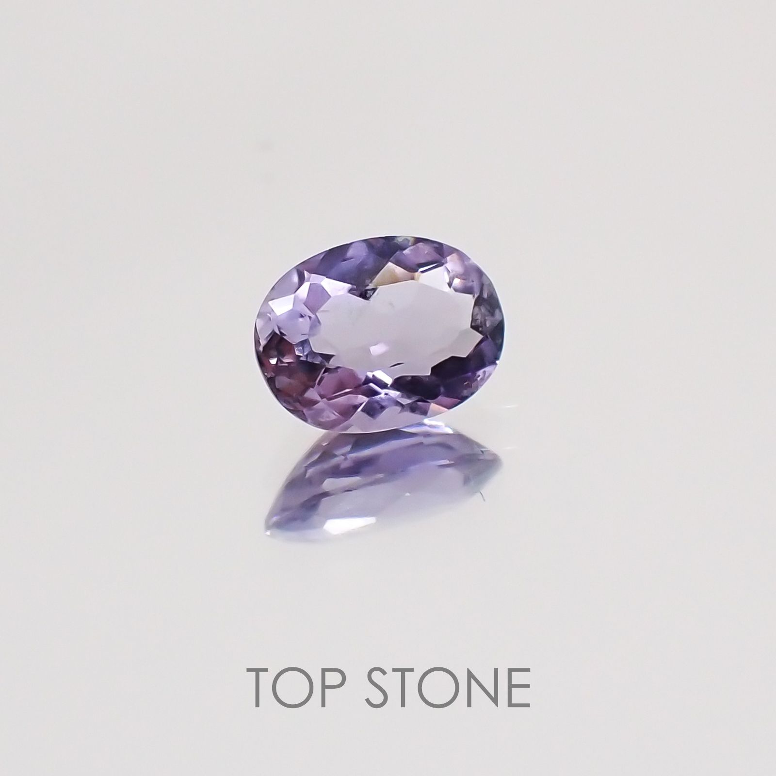 マリアライト(宝石名パープル・スキャポライト) タンザニア産 0.25ct 識別済[20128756]5×3.6mm前後