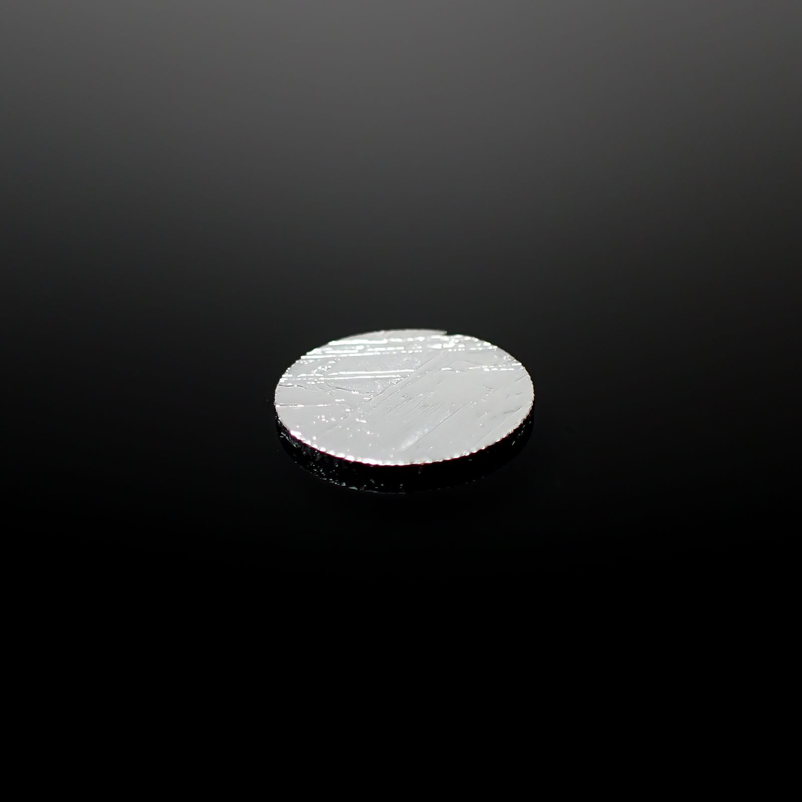 アルタイ隕石 発見地:中国 1.74ct[240125562]9.9x9.9mm前後