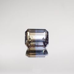 バイカラータンザナイト(宝石名バイカラー・ゾイサイト) タンザニア産 0.752ct ソ付(彩珠)[210711581]5.5×4.4mm前後