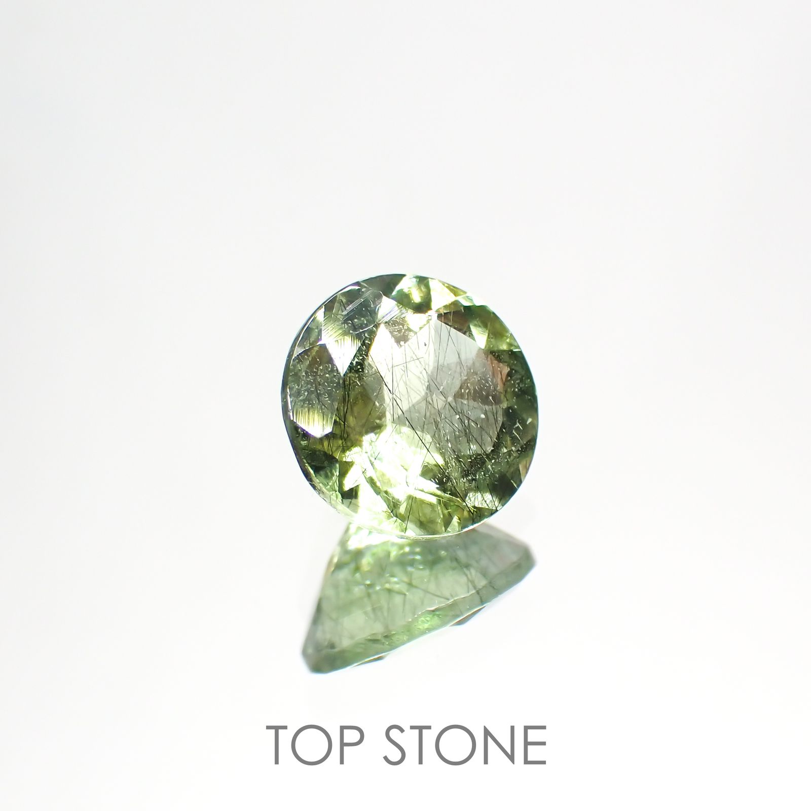 ルドウィジャイトインペリドット パキスタン産 ルース 1.36ct[210913495]7.2×7.1mm前後