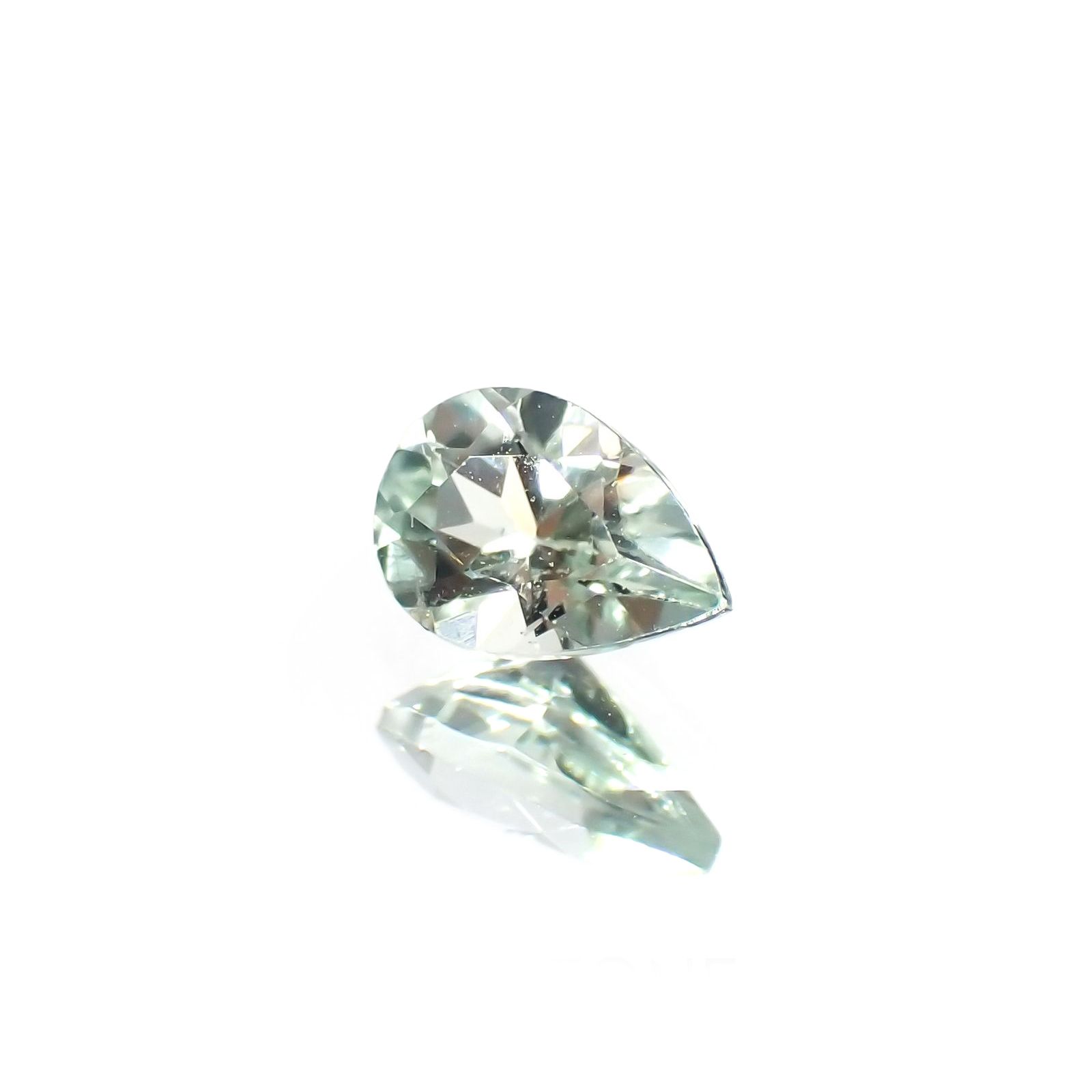 モンテブラサイト(宝石名モンテブラサイト)マダガスカル産 識別済 0.43ct / 6.1x4.1mm前後 [220115211]