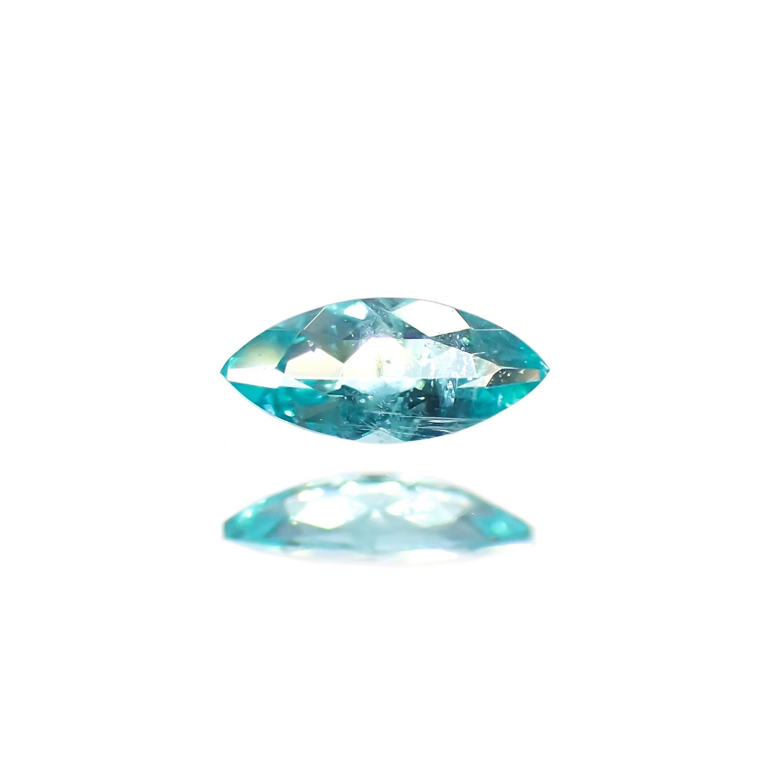 パライバトルマリン(宝石名トルマリン/別名パライバ・トルマリン) ブラジル産 識別済 0.059ct / 4.4×2mm前後 [260110626]