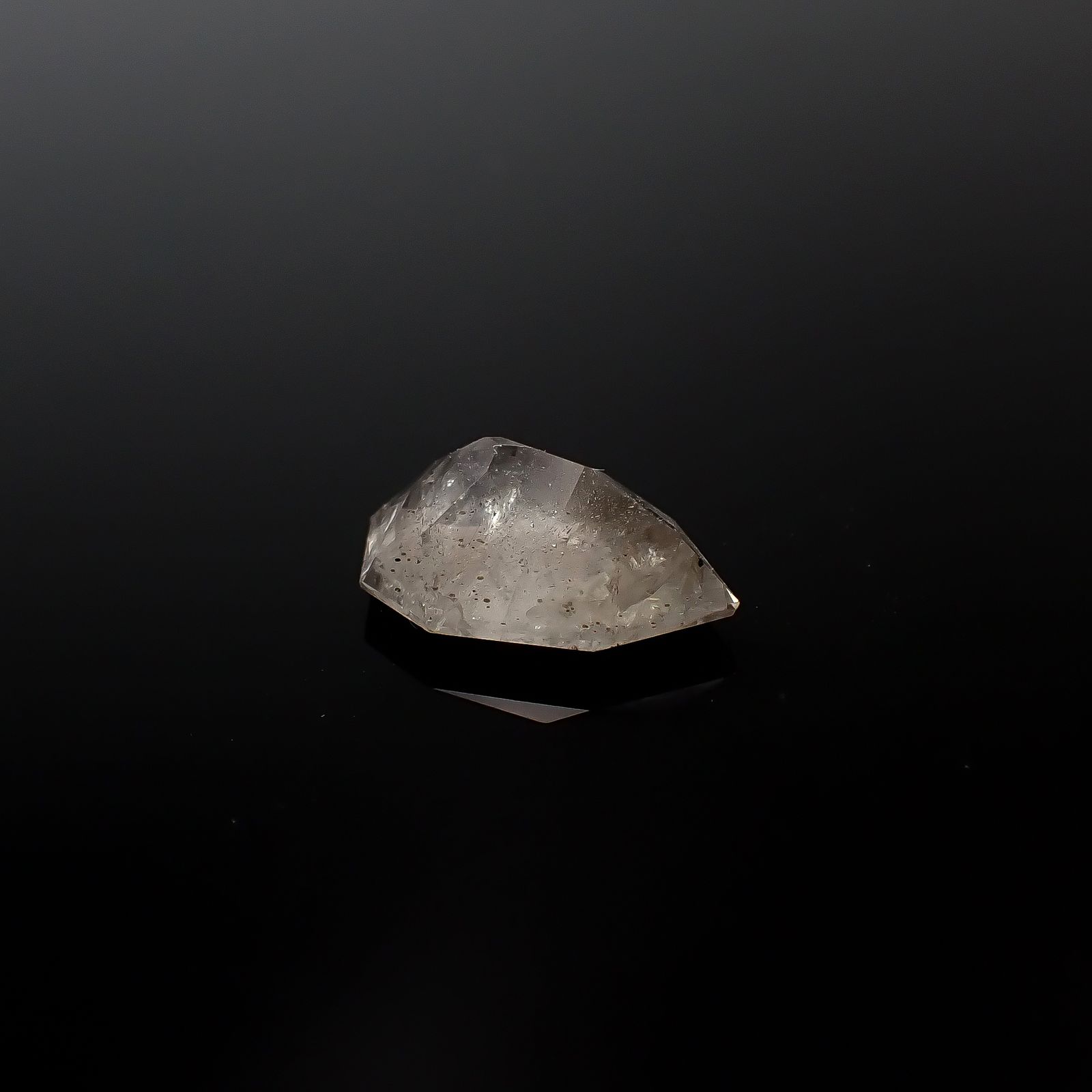 ◇カスタムカット◇ティンカーベルクォーツ ブラジル産 2.27ct[240628167]11.7x8.2mm前後