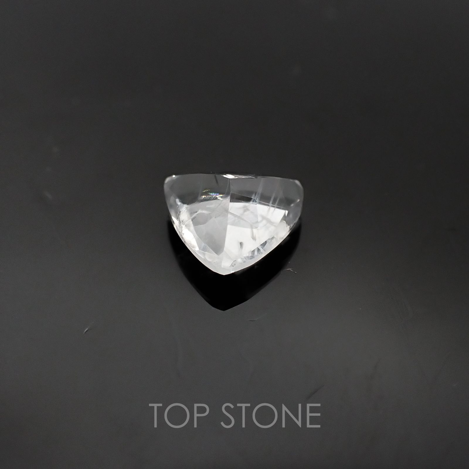 ハイアライトオパール メキシコ産 ルース 0.58ct[20095267]6.6×6.5mm前後