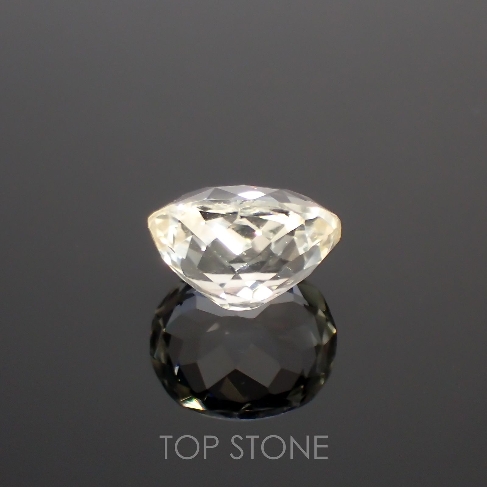 イエロースポジュミン(宝石名スポジュミン)アフガニスタン産 5.46ct 識別済[211113706]11.5x9.8mm前後